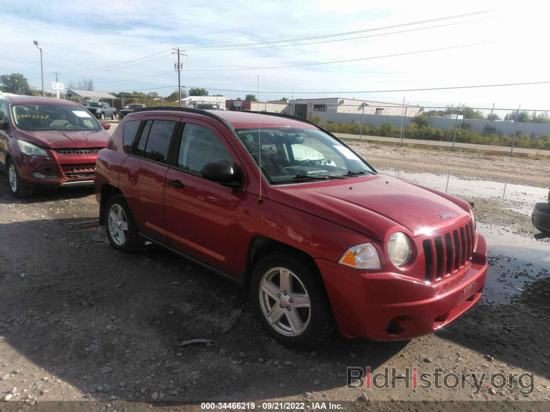 Фотография 1J8FF47W47D171081 - JEEP COMPASS 2007