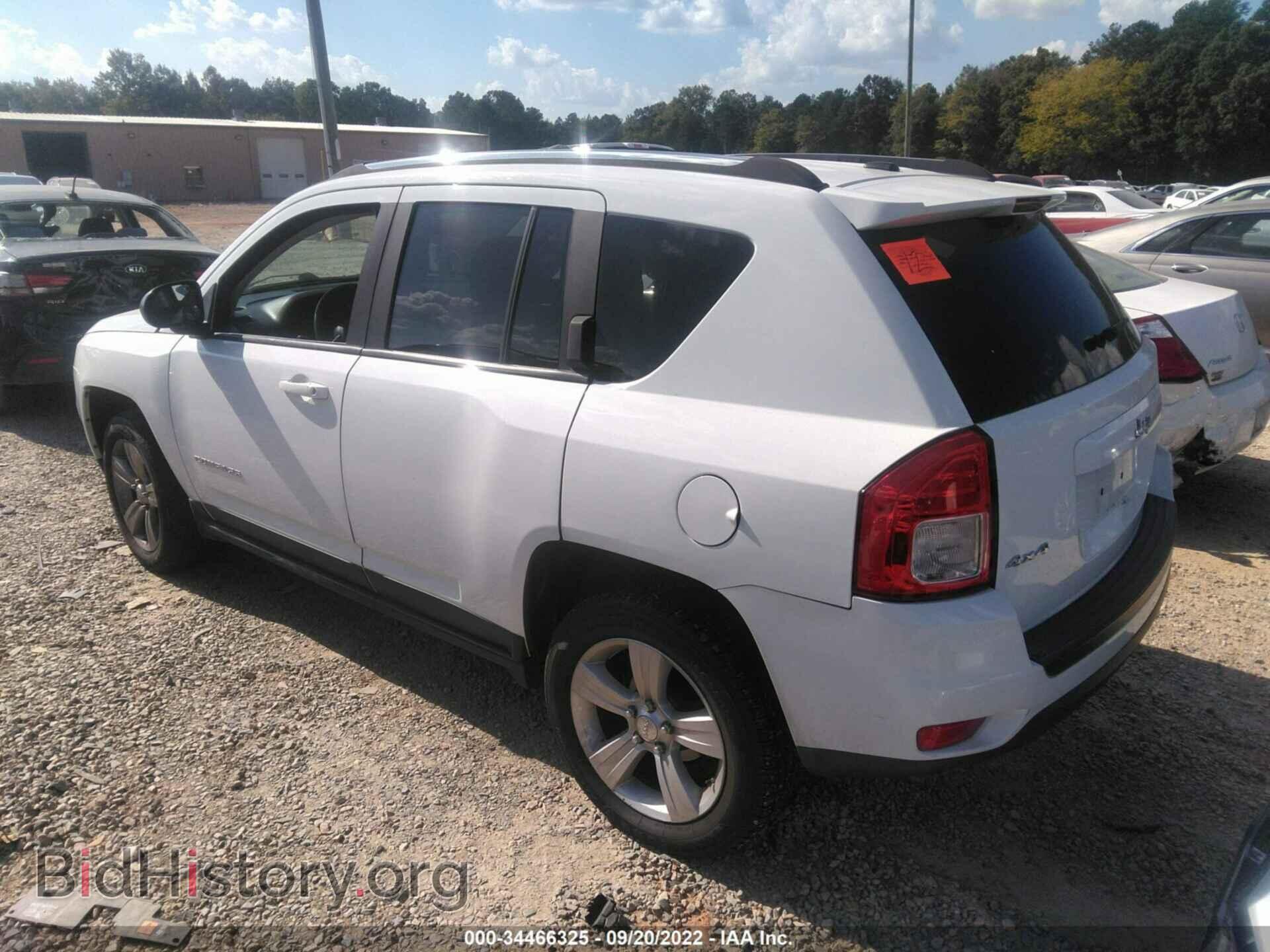 2012 JEEP COMPASS - VIN: 1C4NJDBBXCD563594 - Photo 3
