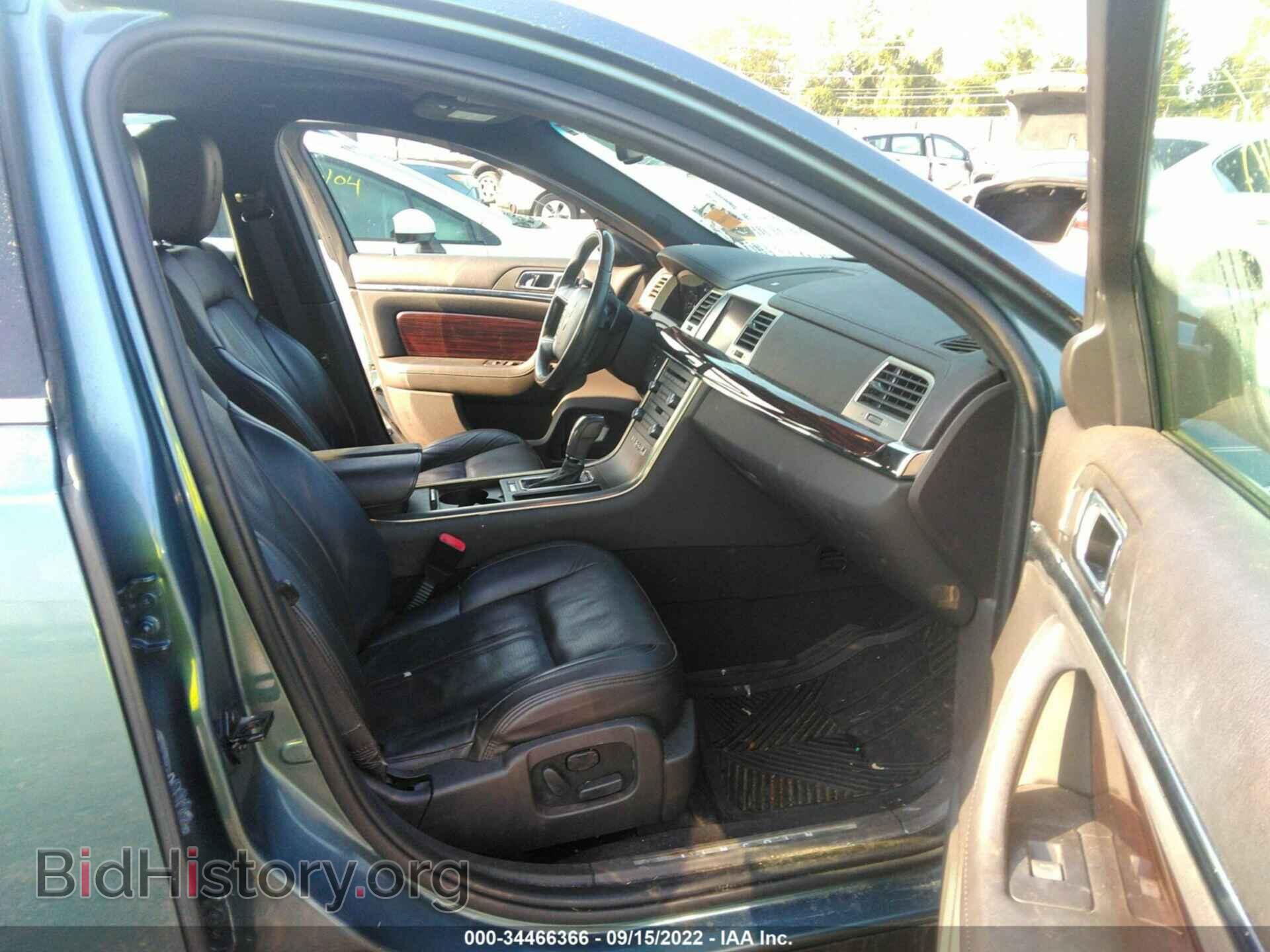 2010 LINCOLN MKS - VIN: 1LNHL9FT4AG607636 - Фото 5
