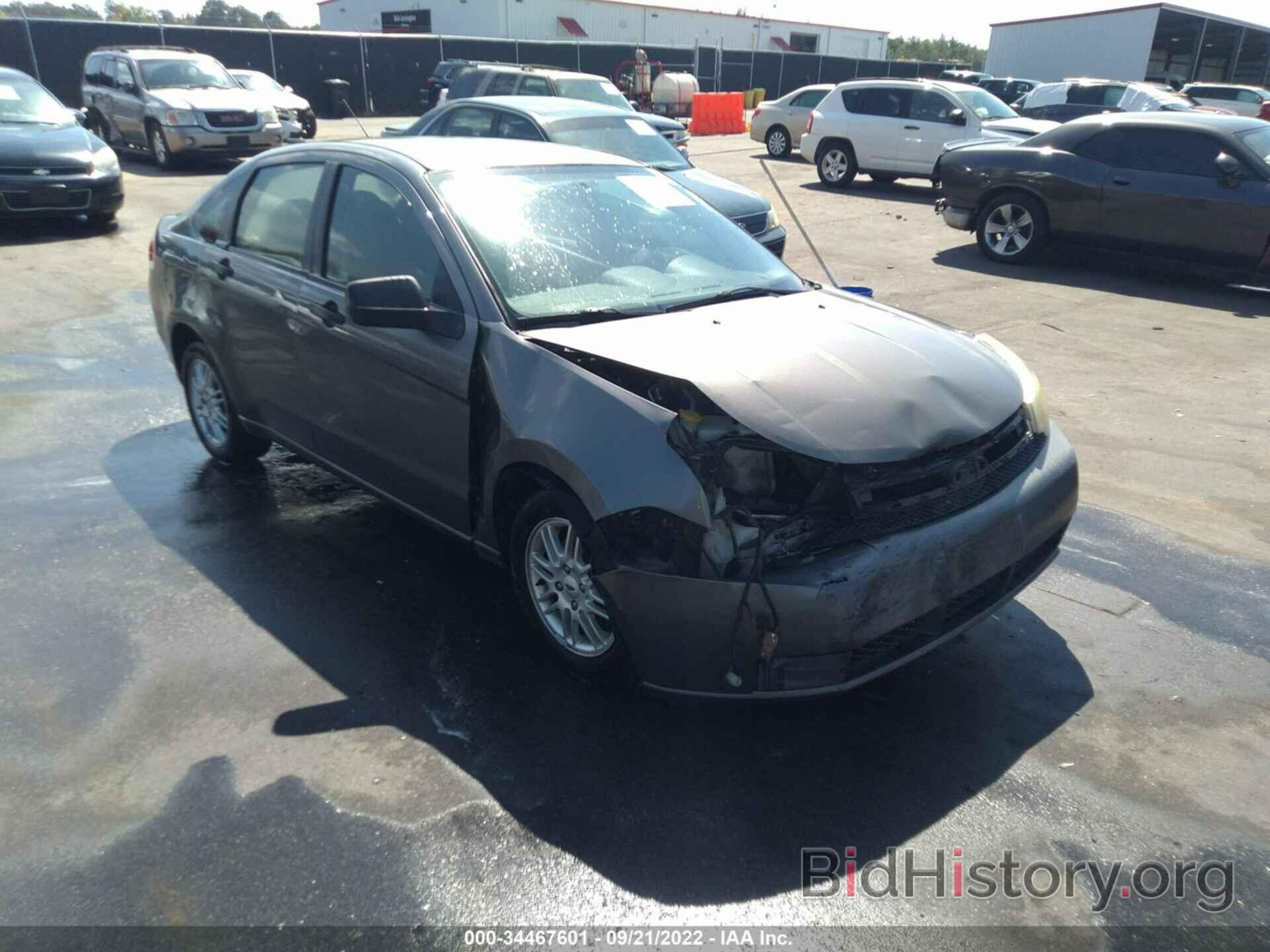 Photo 1FAHP35N19W108843 - FORD FOCUS 2009