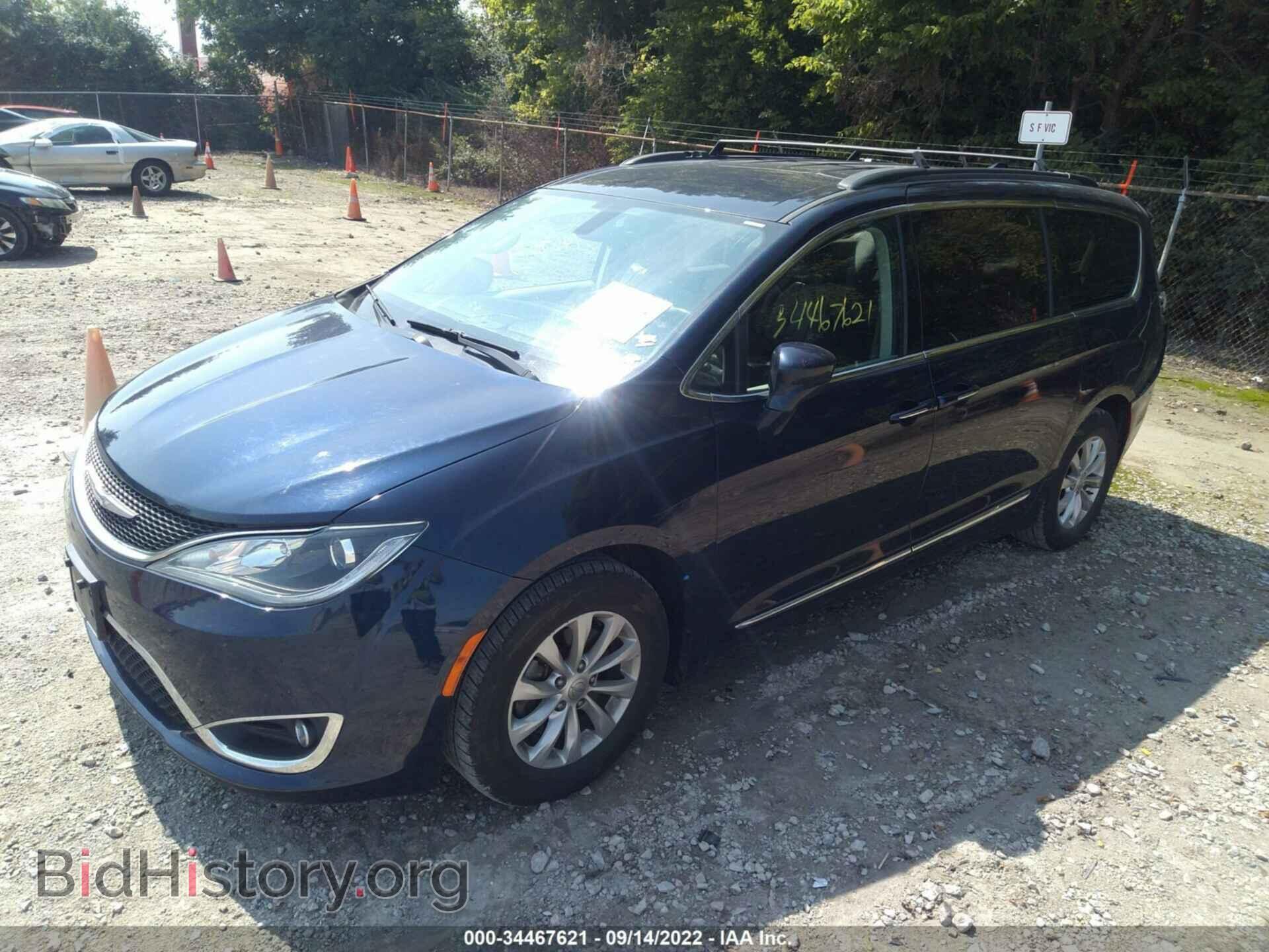 2017 CHRYSLER PACIFICA - VIN: 2C4RC1BG7HR526691 - Фото 2