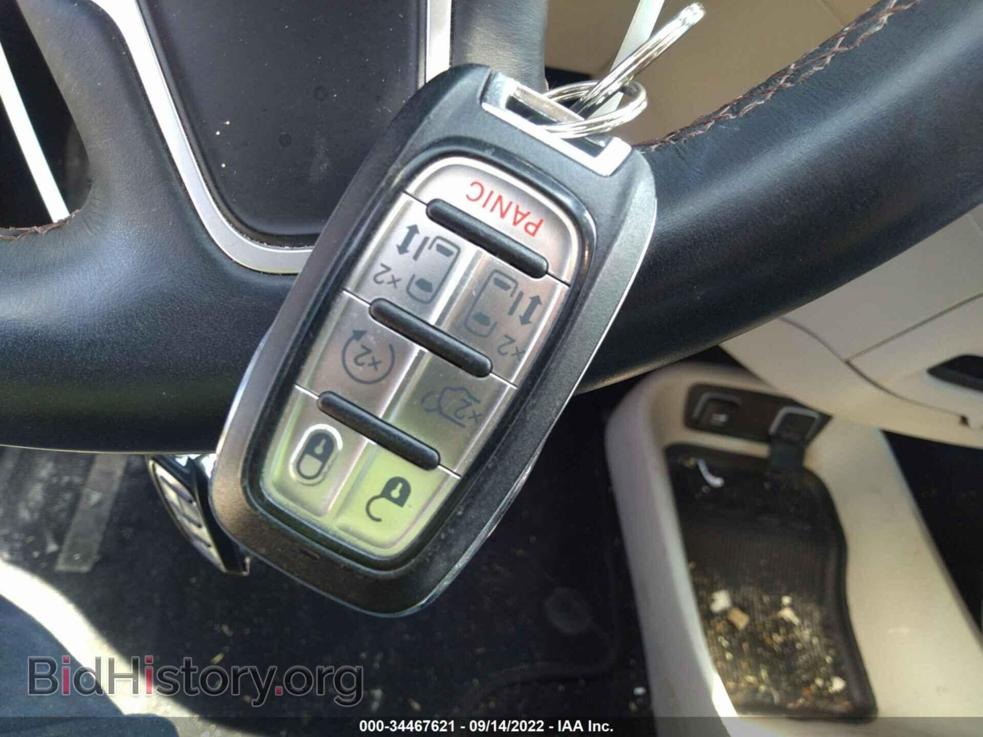 2017 CHRYSLER PACIFICA - VIN: 2C4RC1BG7HR526691 - Фото 11