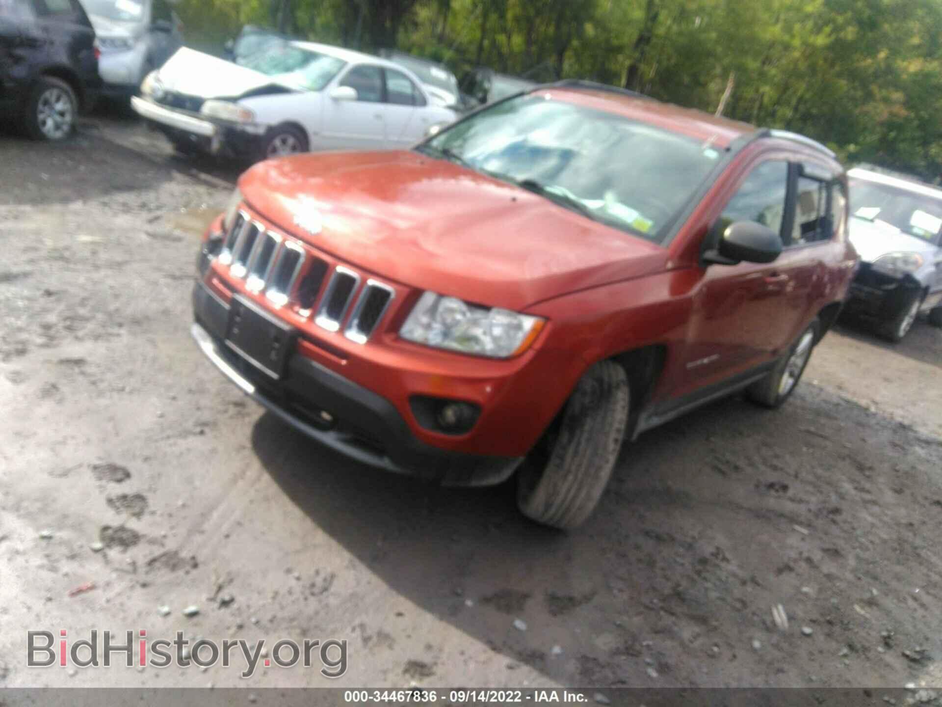2012 JEEP COMPASS - VIN: 1C4NJDEB0CD567794 - Photo 2