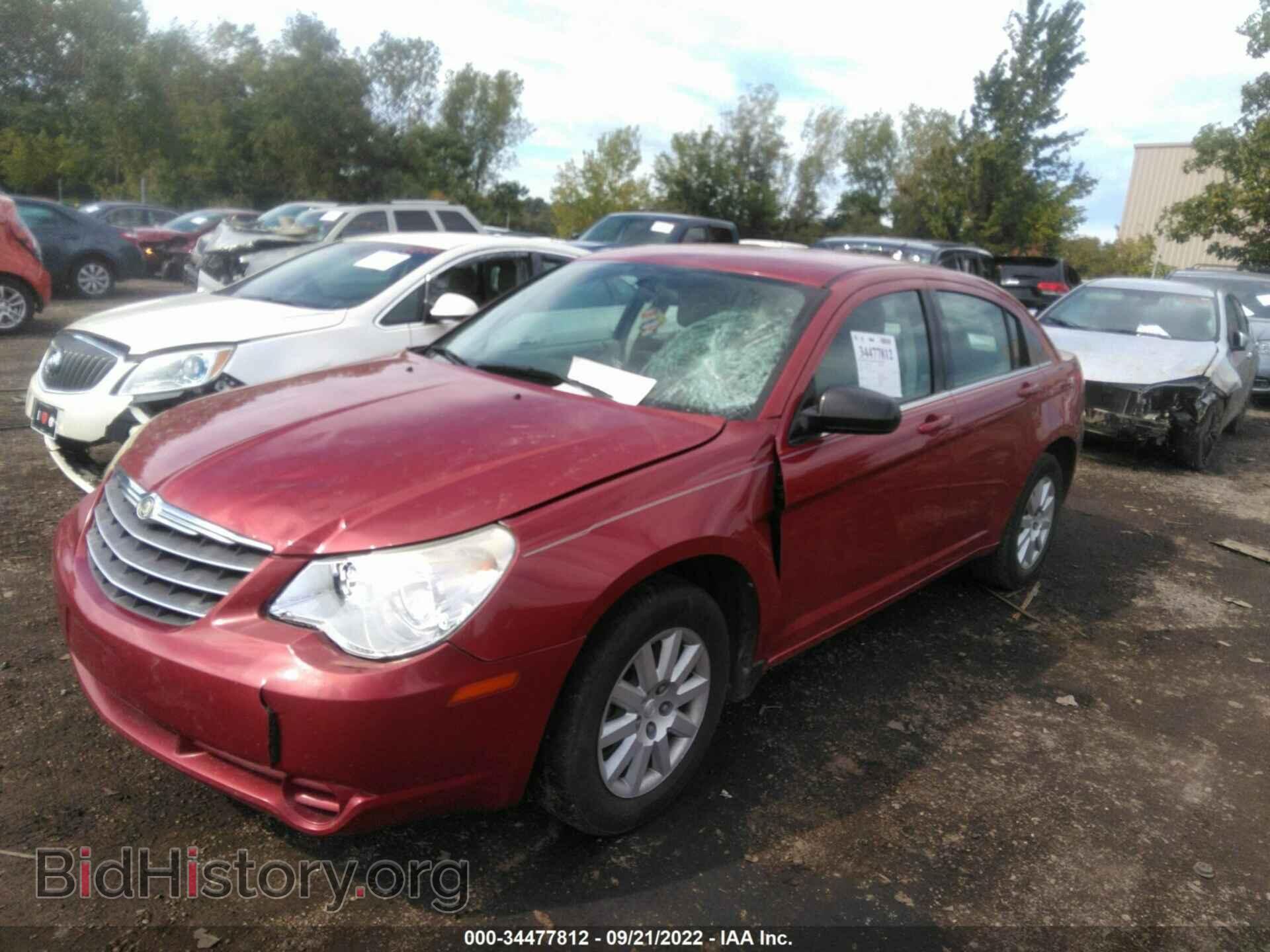 2010 CHRYSLER SEBRING - VIN: 1C3CC4FB2AN201475 - Фото 2