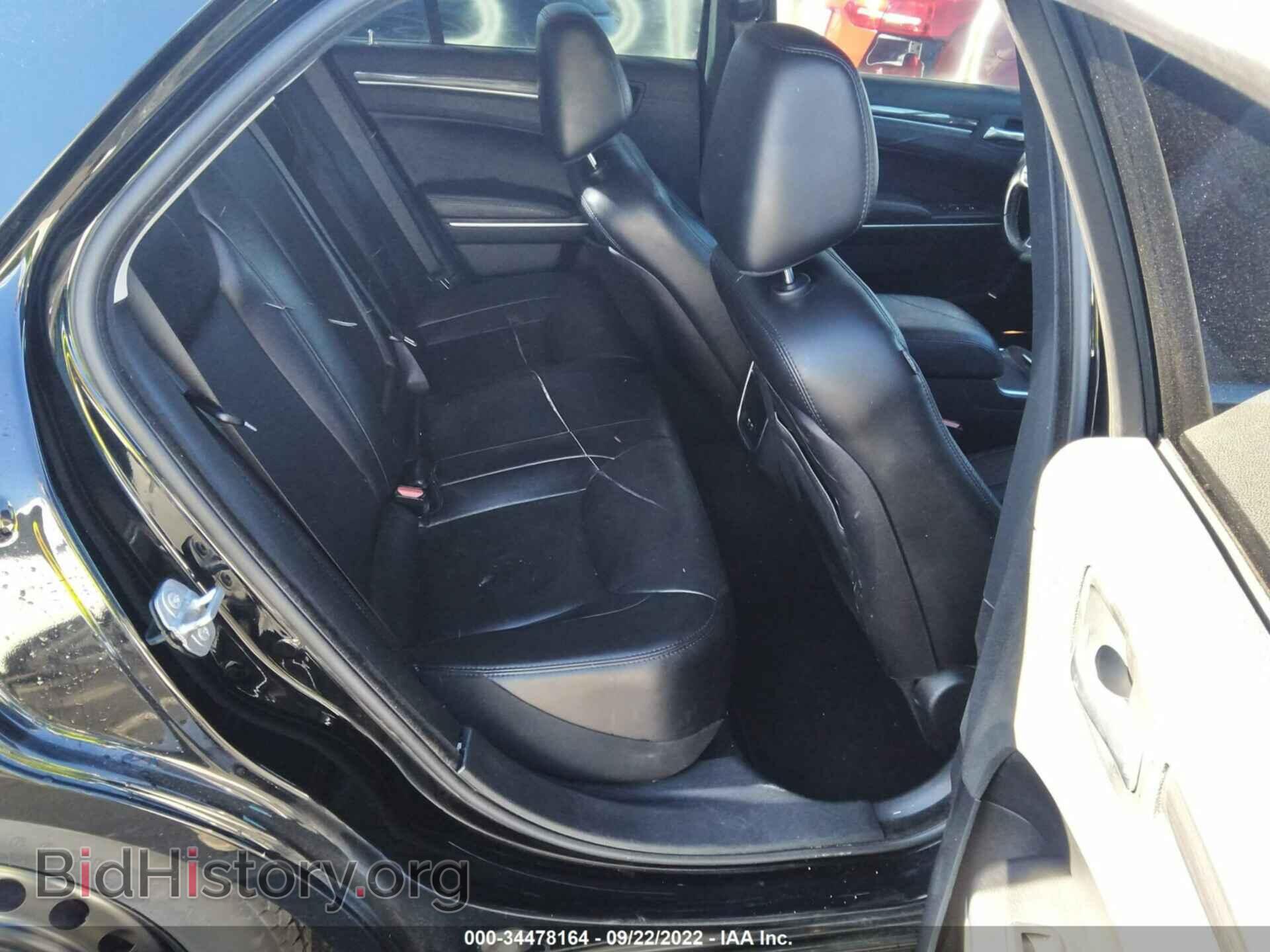 2019 CHRYSLER 300 - VIN: 2C3CCAAG0KH675968 - Фото 8