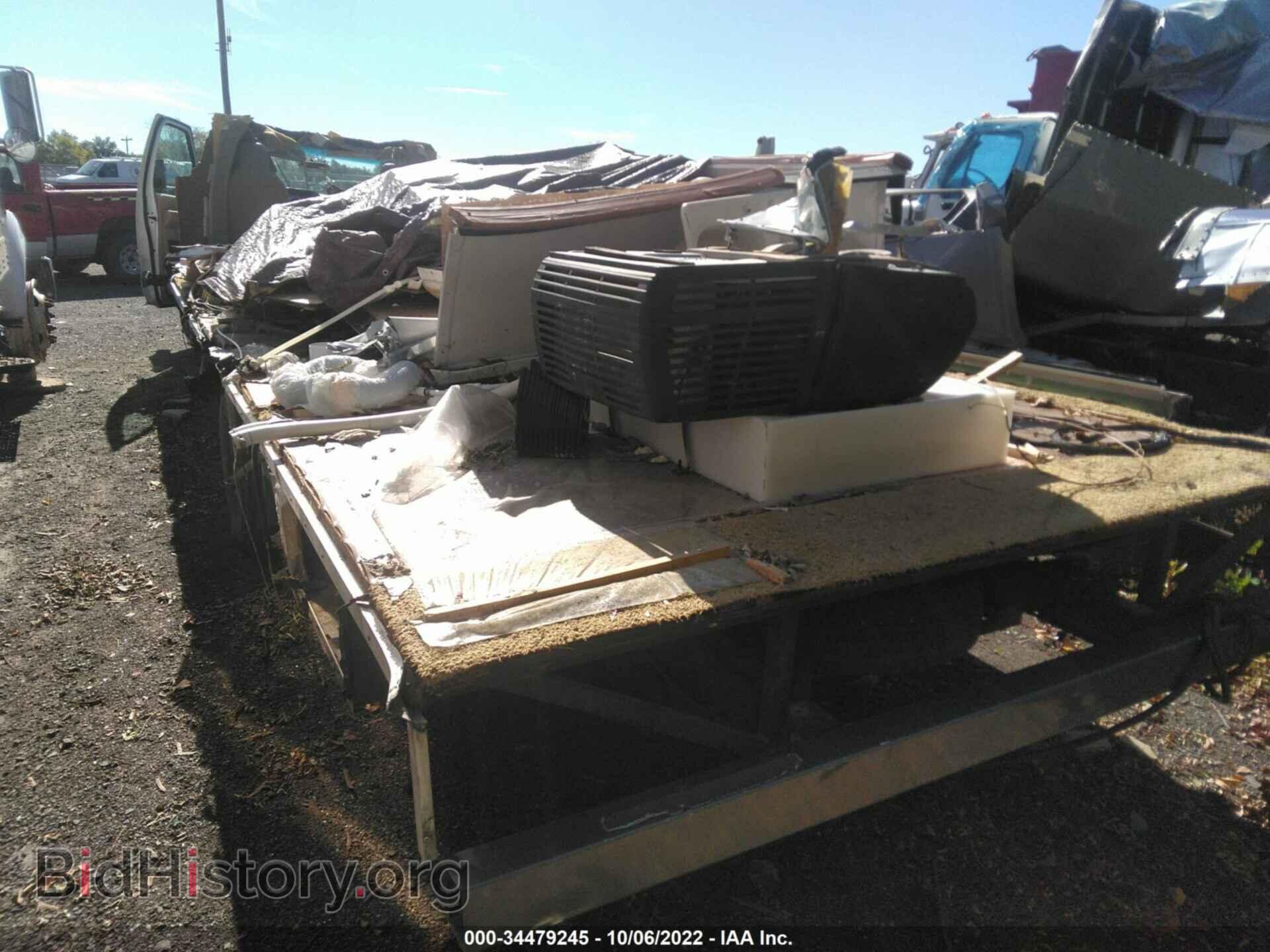 2009 FORD E-450 CUTAWAY - VIN: 1FDXE45S79DA82974 - Фото 3