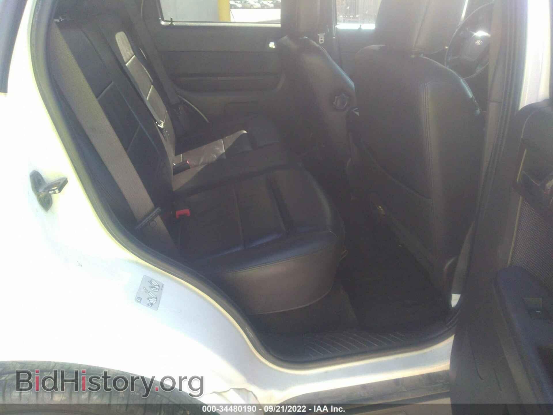 2011 FORD ESCAPE - VIN: 1FMCU0EG1BKB41038 - Фото 8