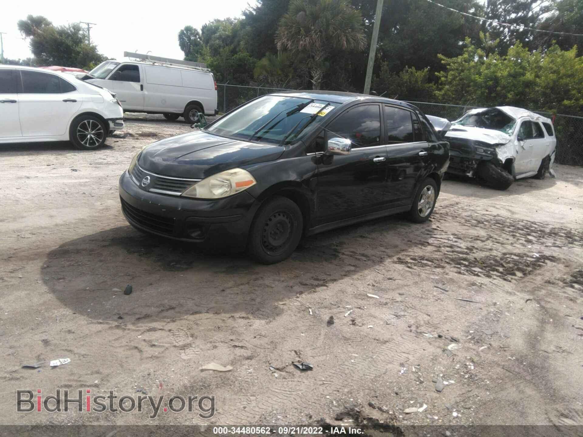 2007 NISSAN VERSA - VIN: 3N1BC11E37L407701 - Фото 2