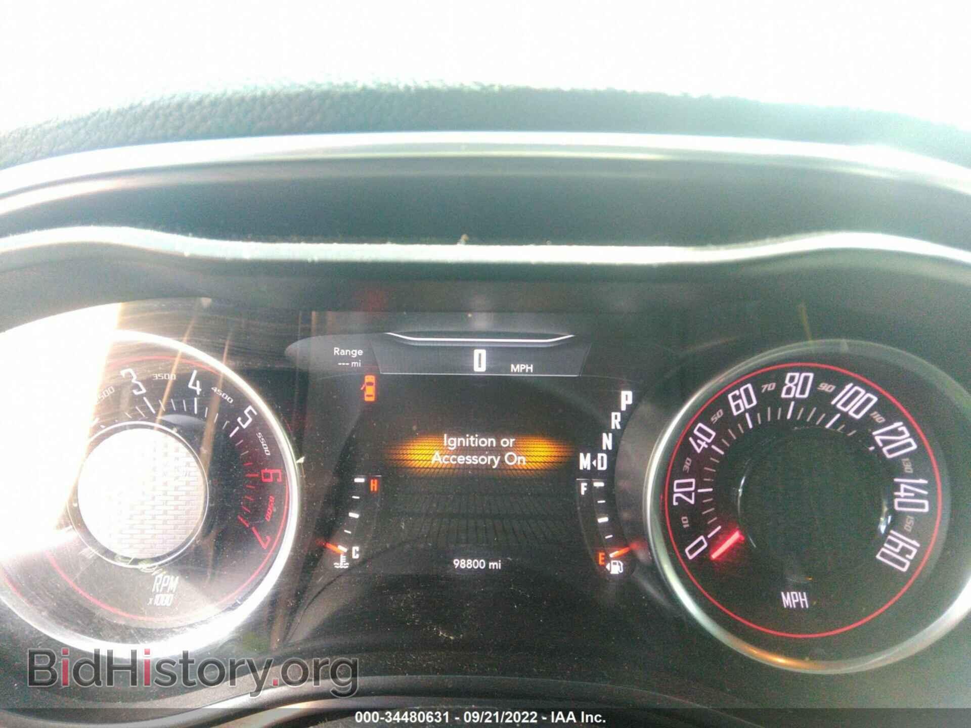2017 DODGE CHALLENGER - VIN: 2C3CDZBT7HH561062 - Фото 7