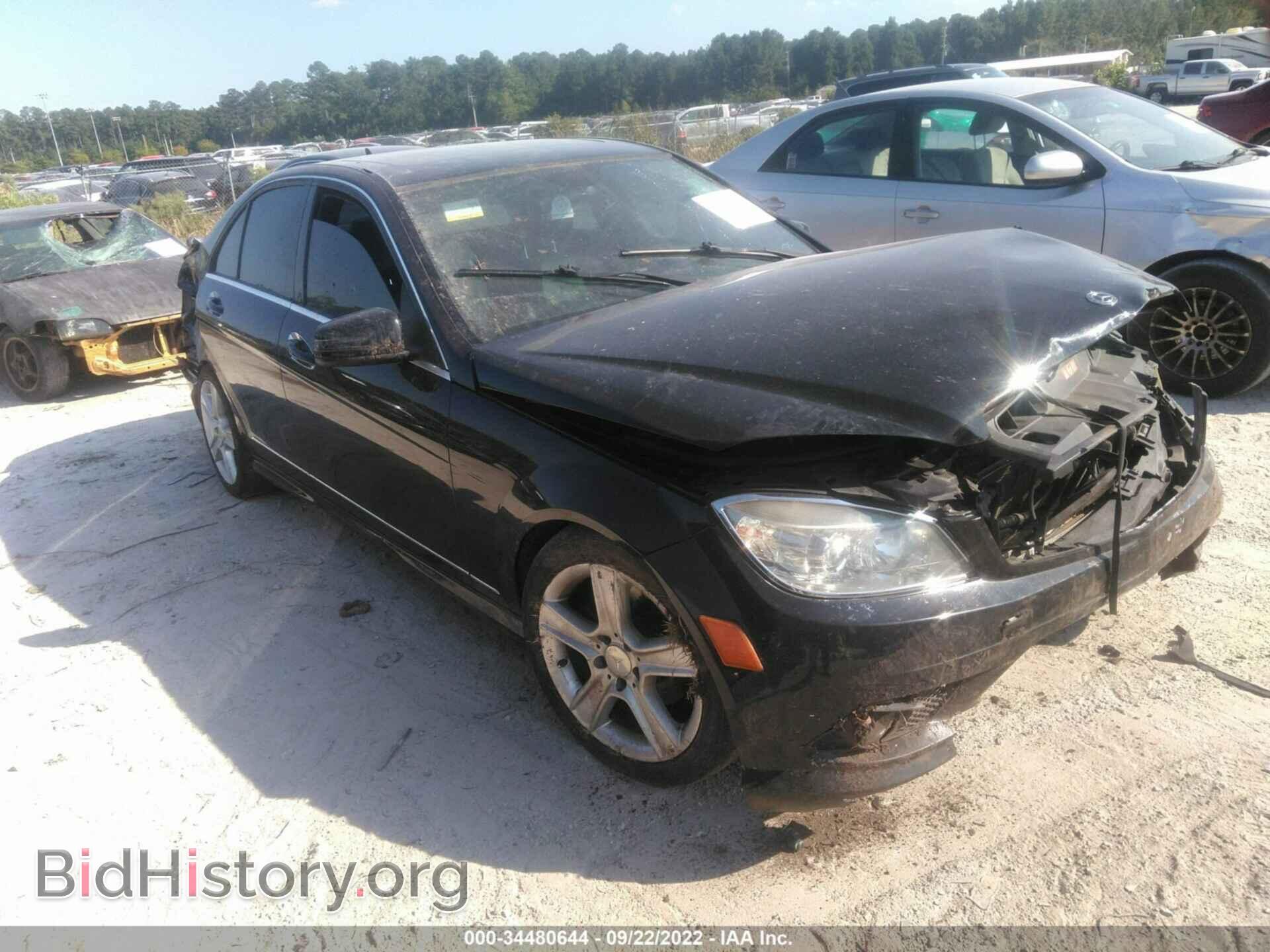 Photo WDDGF8BB2AR089437 - MERCEDES-BENZ C-CLASS 2010