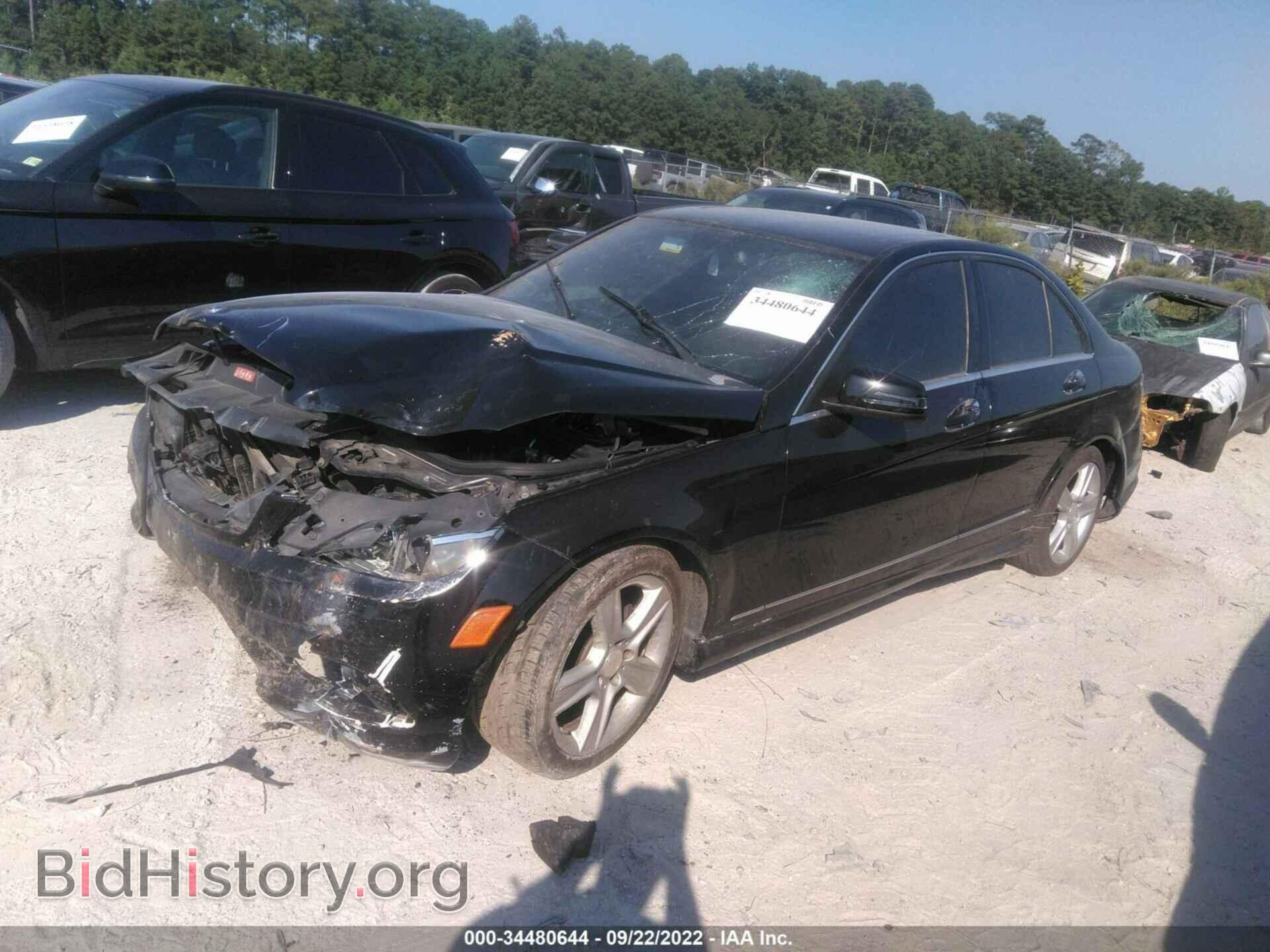 2010 MERCEDES-BENZ C-CLASS - VIN: WDDGF8BB2AR089437 - Фото 2