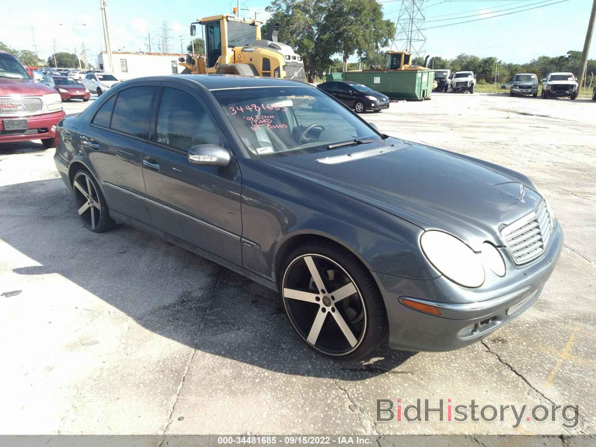 Photo WDBUF56J86A876281 - MERCEDES-BENZ E-CLASS 2006