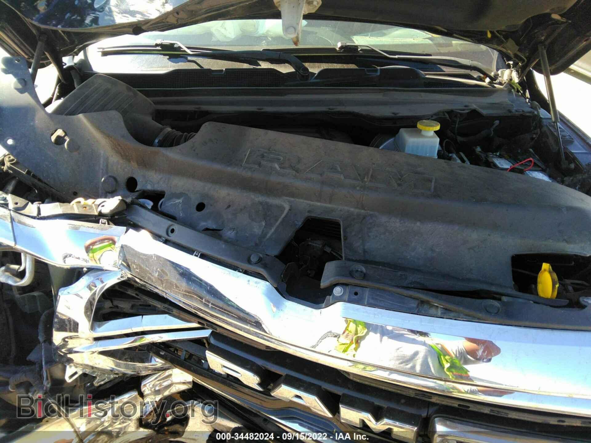 2019 RAM 1500 - VIN: 1C6SRFBT8KN577669 - Фото 10