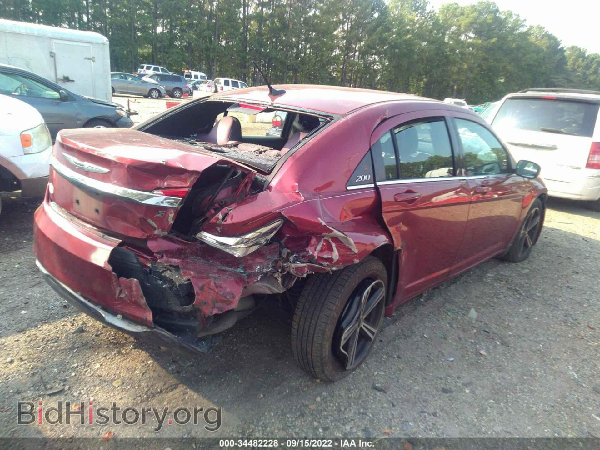 2013 CHRYSLER 200 - VIN: 1C3CCBBG2DN702067 - Photo 4