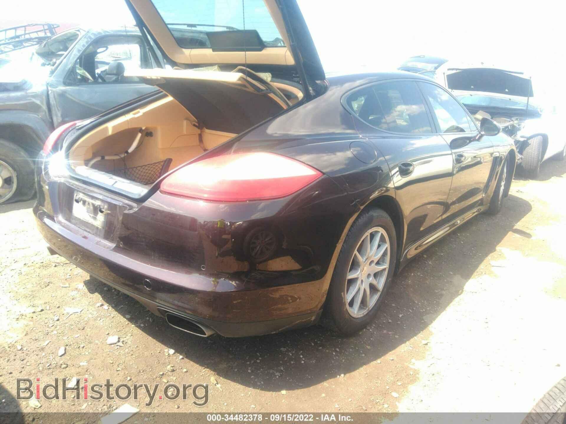 2011 PORSCHE PANAMERA - VIN: WP0AA2A76BL016049 - Photo 4