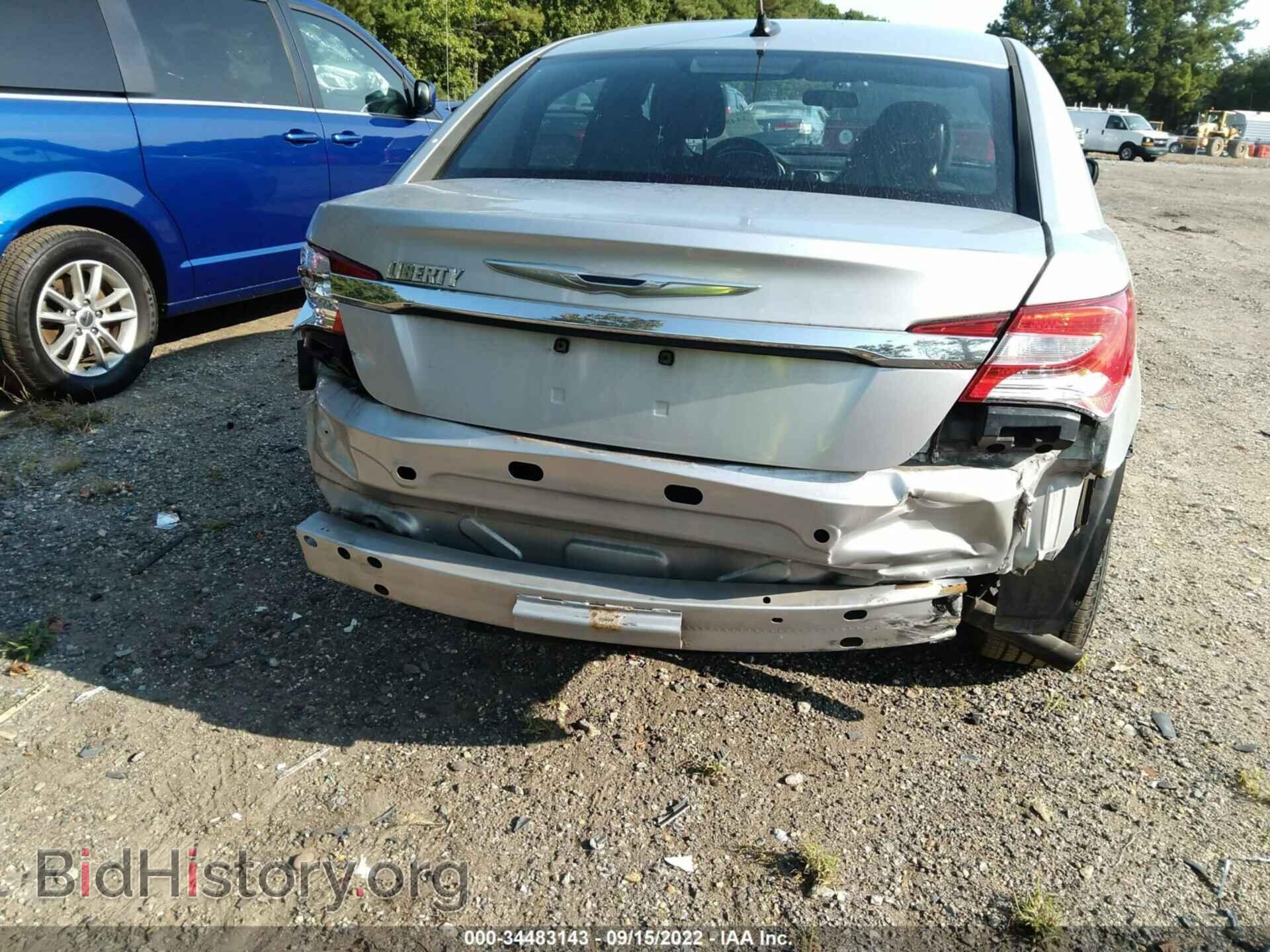 2012 CHRYSLER 200 - VIN: 1C3CCBAB0CN149360 - Фото 6
