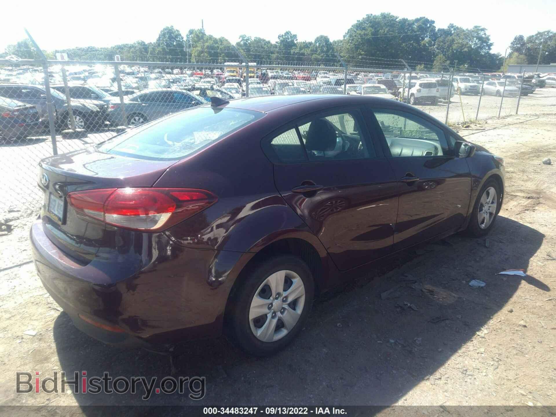 2017 KIA FORTE - VIN: 3KPFK4A72HE136477 - Фото 4