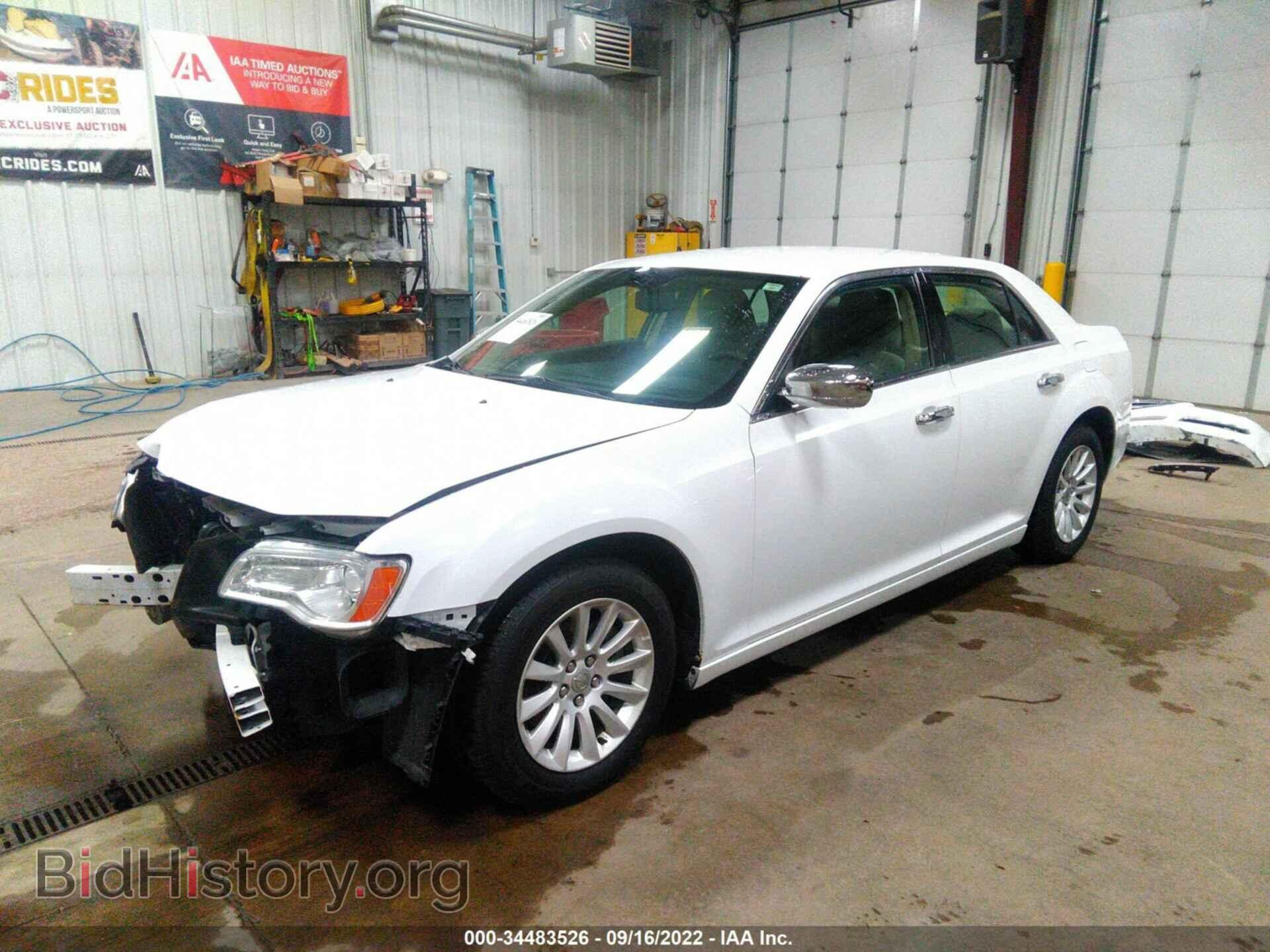 2012 CHRYSLER 300 - VIN: 2C3CCAAG4CH202706 - Фото 2