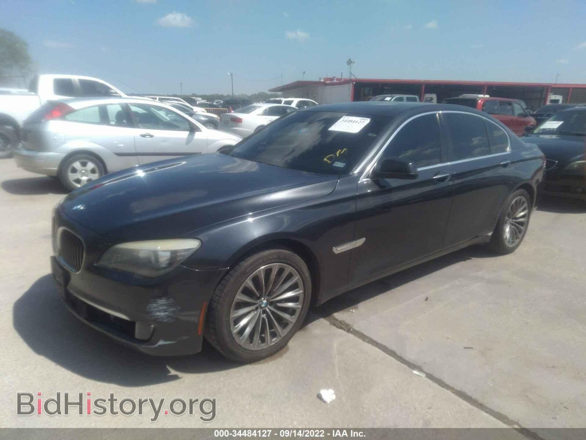 2011 BMW 7 SERIES - VIN: WBAKA4C57BC612487 - Фото 2