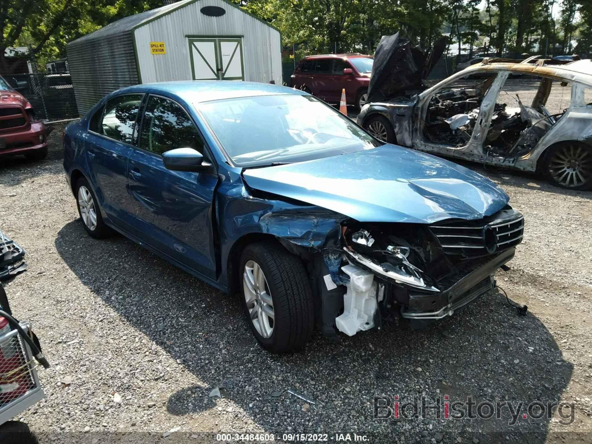 Photo 3VW2B7AJ7JM264010 - VOLKSWAGEN JETTA 2018