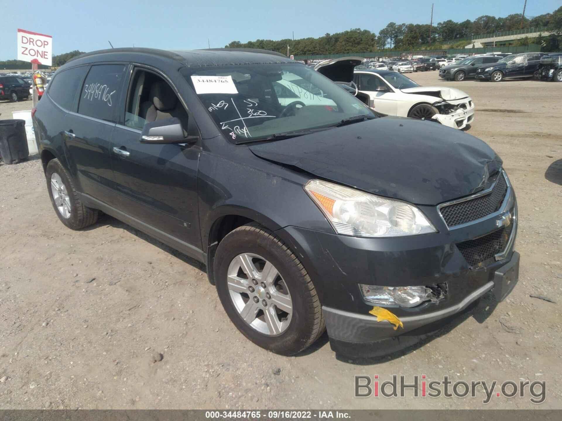 Photo 1GNLVFED2AS145549 - CHEVROLET TRAVERSE 2010