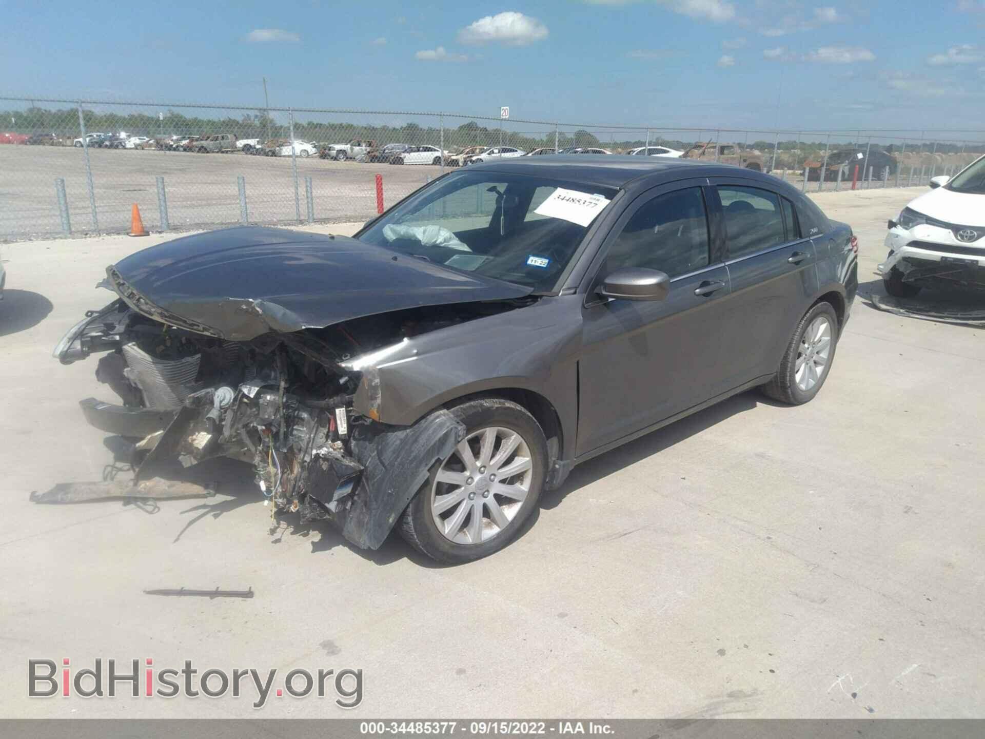 2013 CHRYSLER 200 - VIN: 1C3CCBBB8DN596079 - Photo 2