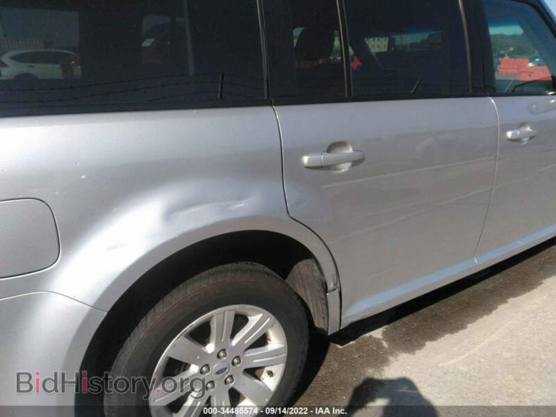 2010 Ford FLEX (VIN 2FMGK5BC7ABA67977) — photo 6 of 11