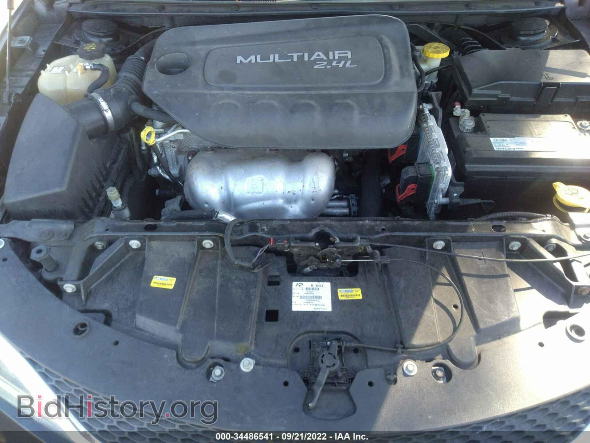 2015 CHRYSLER 200 - VIN: 1C3CCCBB5FN737702 - Фото 10