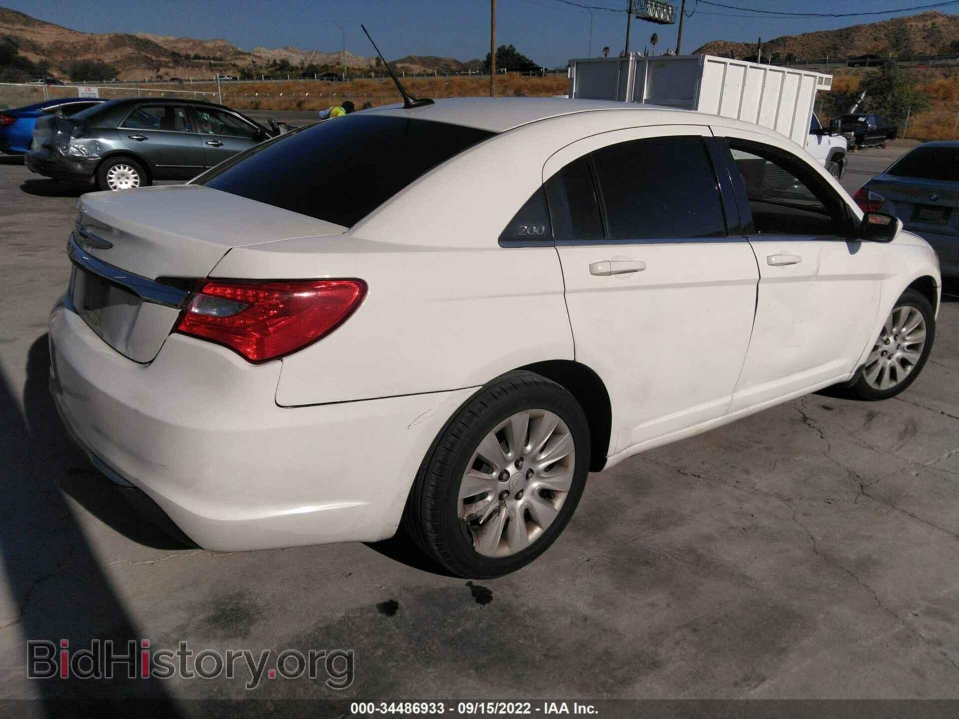 2011 CHRYSLER 200 - VIN: 1C3BC4FB7BN521596 - Photo 4
