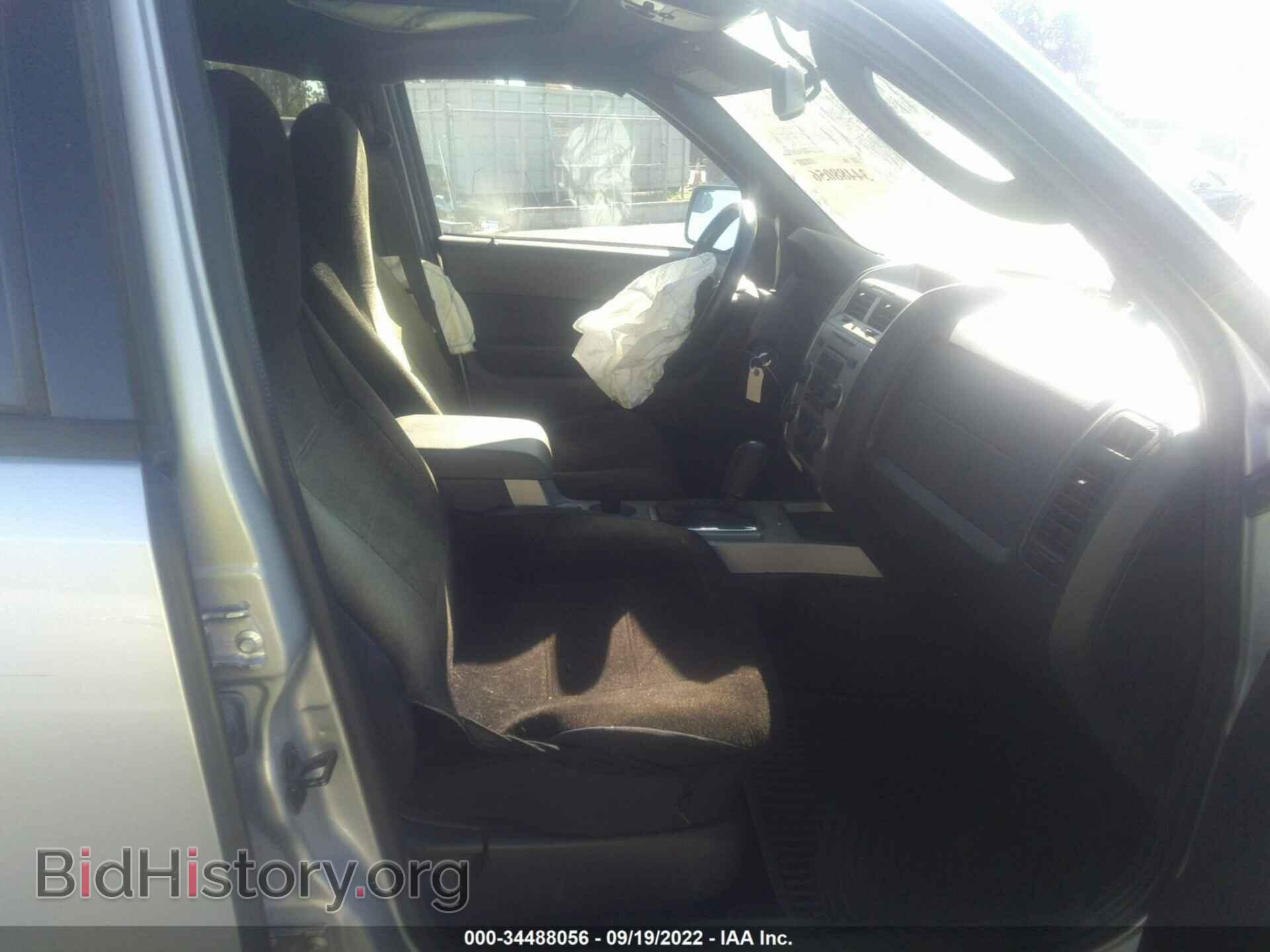 2011 FORD ESCAPE - VIN: 1FMCU0D71BKB59704 - Фото 5
