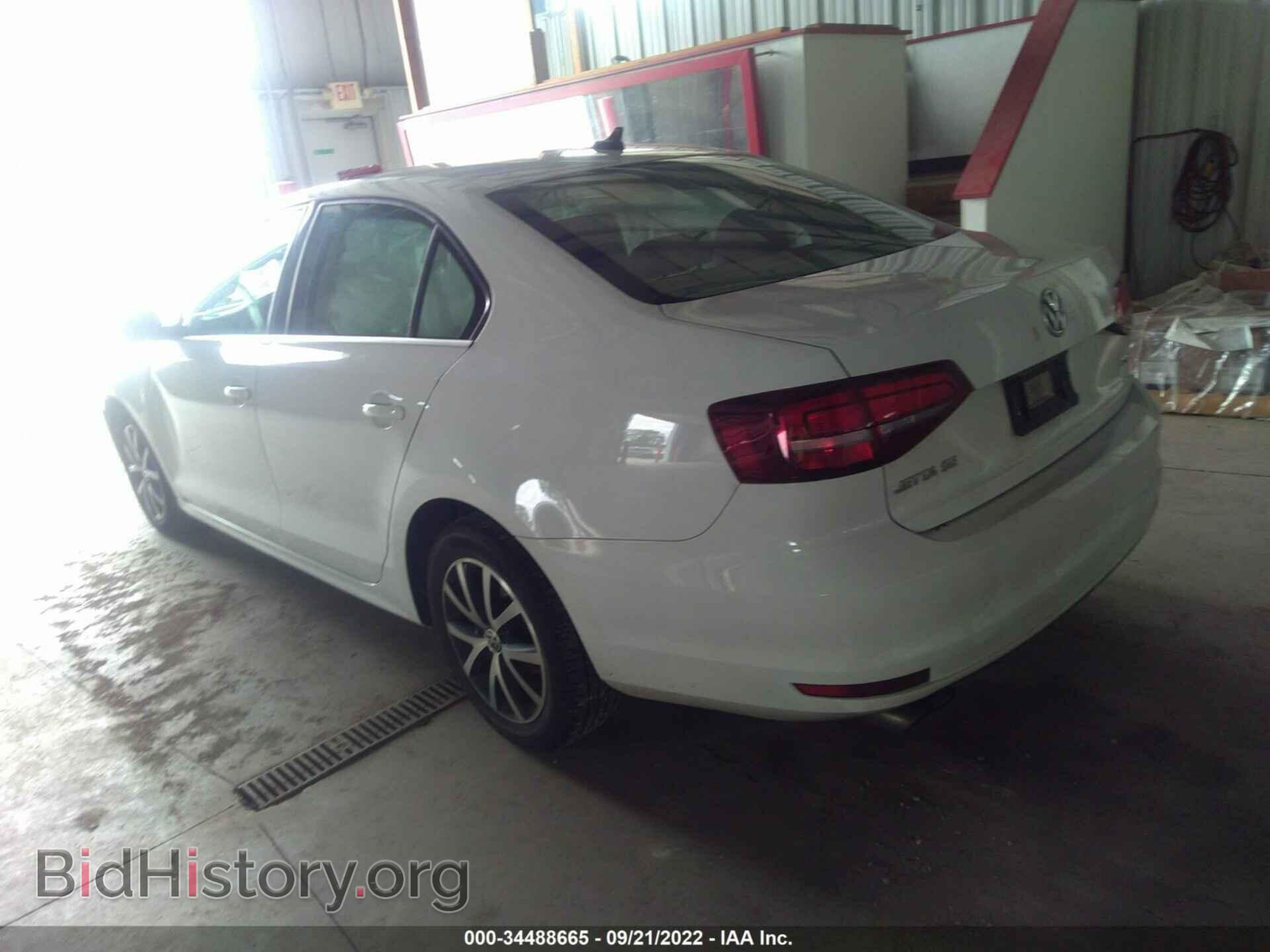 2017 VOLKSWAGEN JETTA - VIN: 3VWDB7AJ3HM232898 - Фото 3