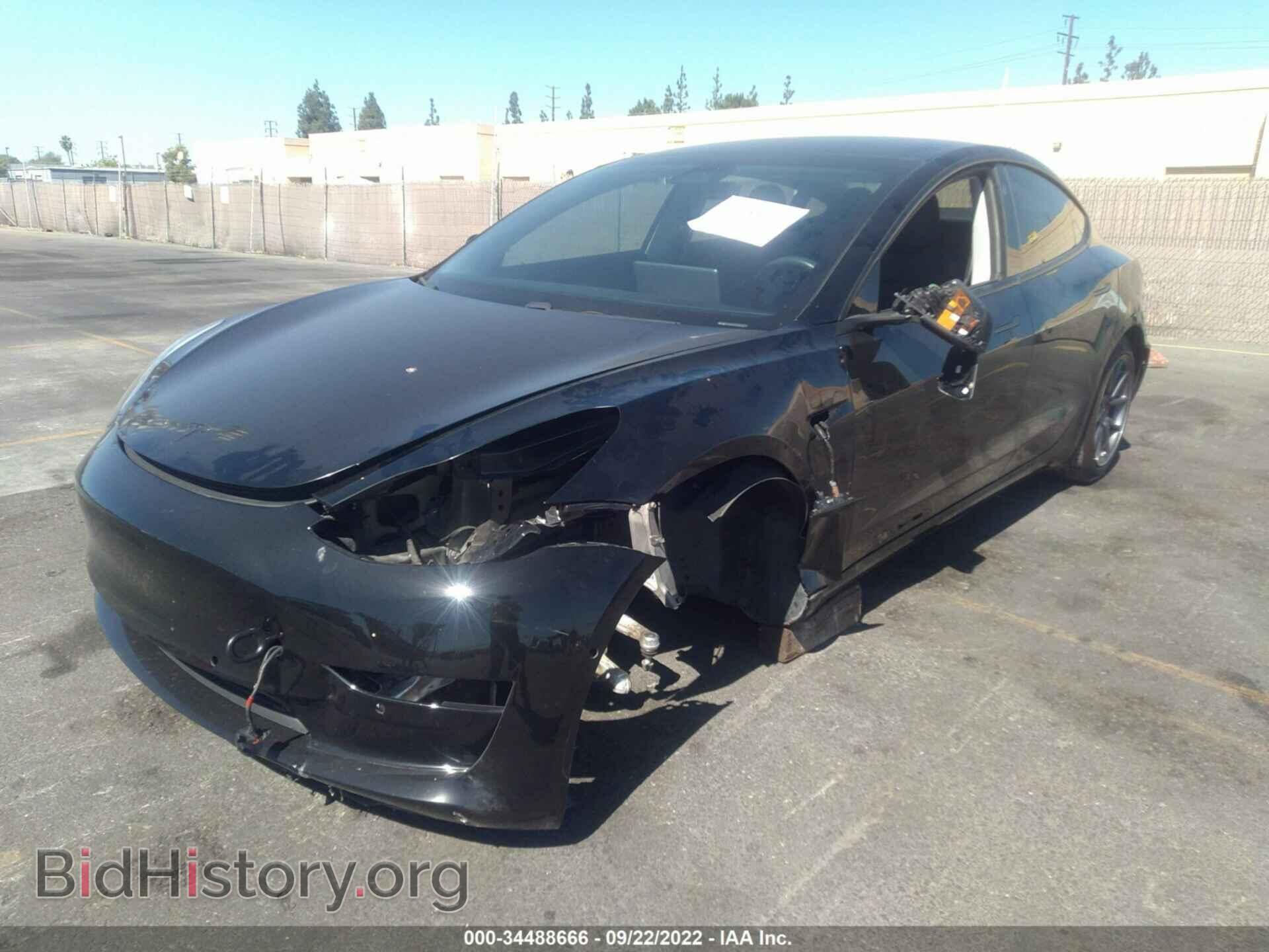 2018 TESLA MODEL 3 - VIN: 5YJ3E1EAXJF036464 - Photo 2