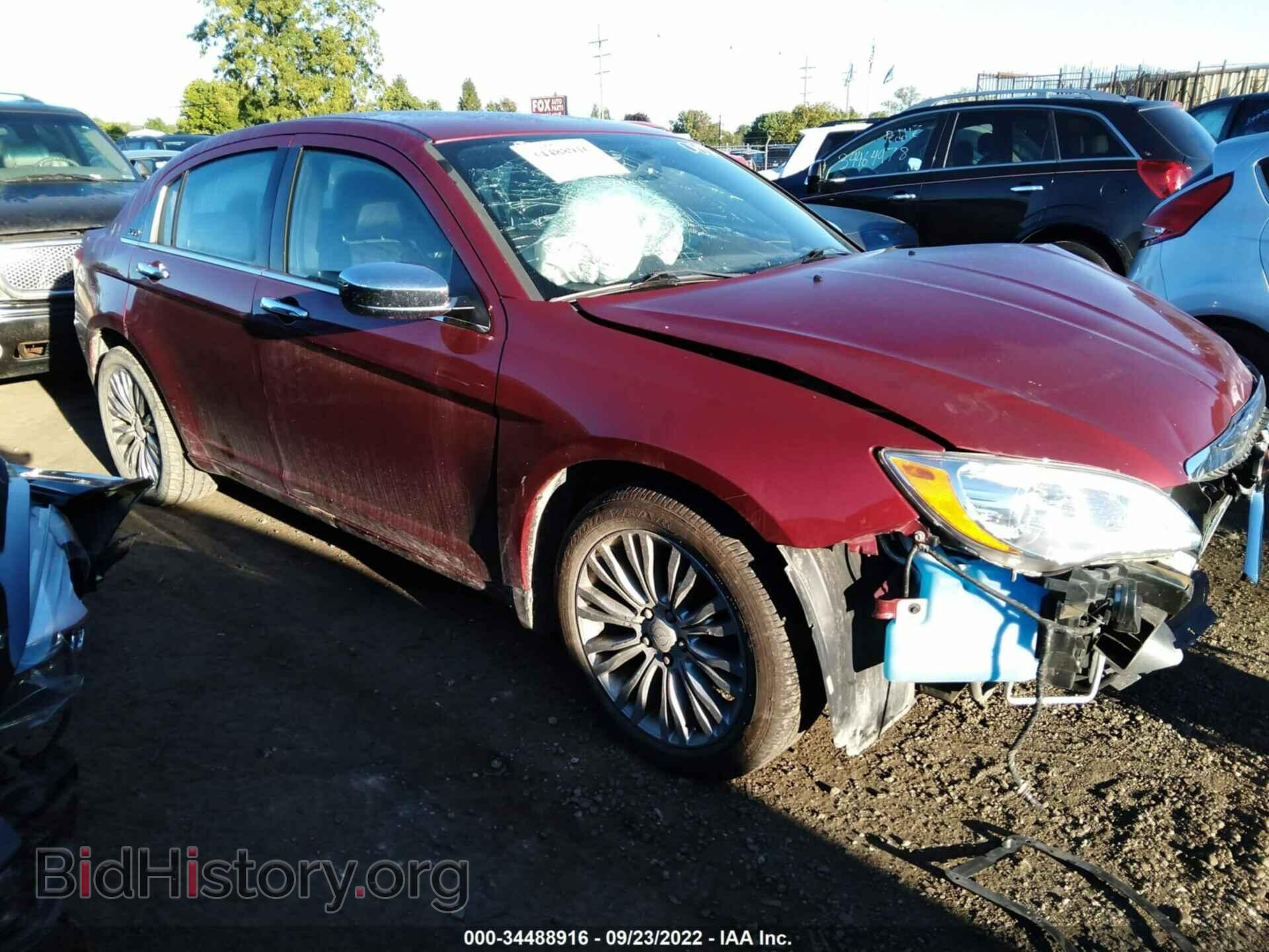 Photo 1C3BC2FBXBN600894 - CHRYSLER 200 2011