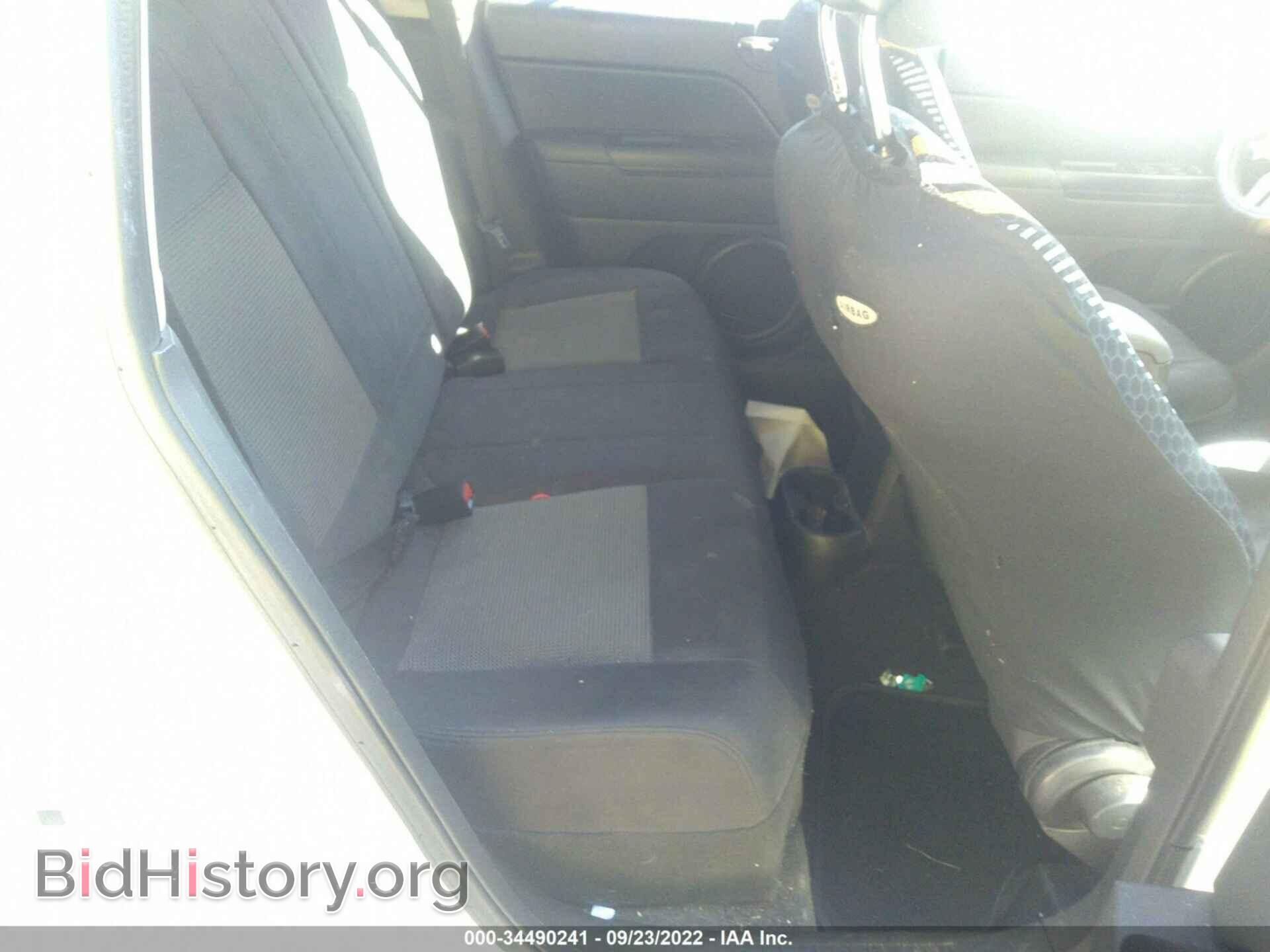 2011 JEEP COMPASS - VIN: 1J4NT1FA1BD287356 - Photo 8
