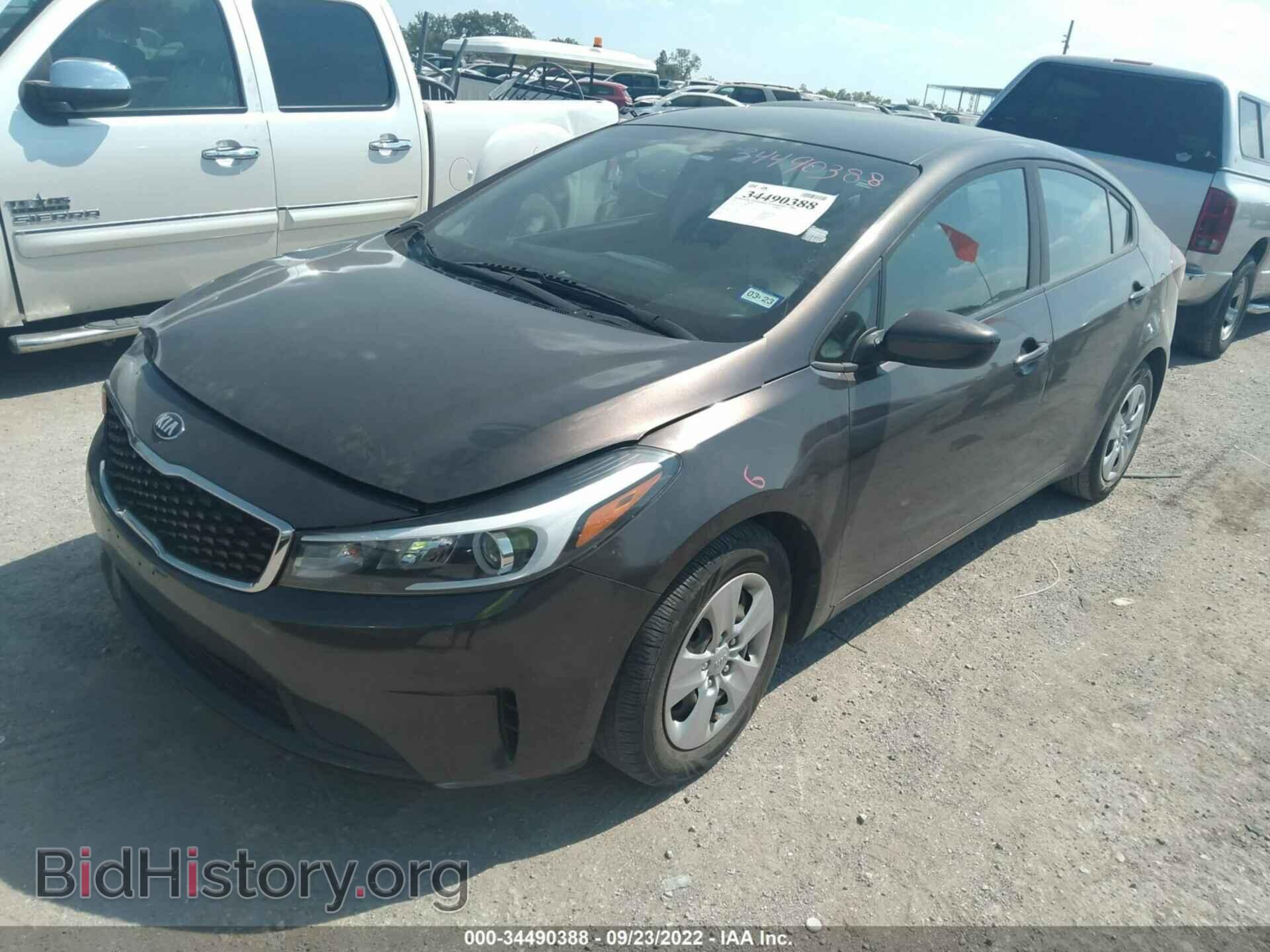 2017 KIA FORTE - VIN: 3KPFL4A79HE137347 - Фото 2