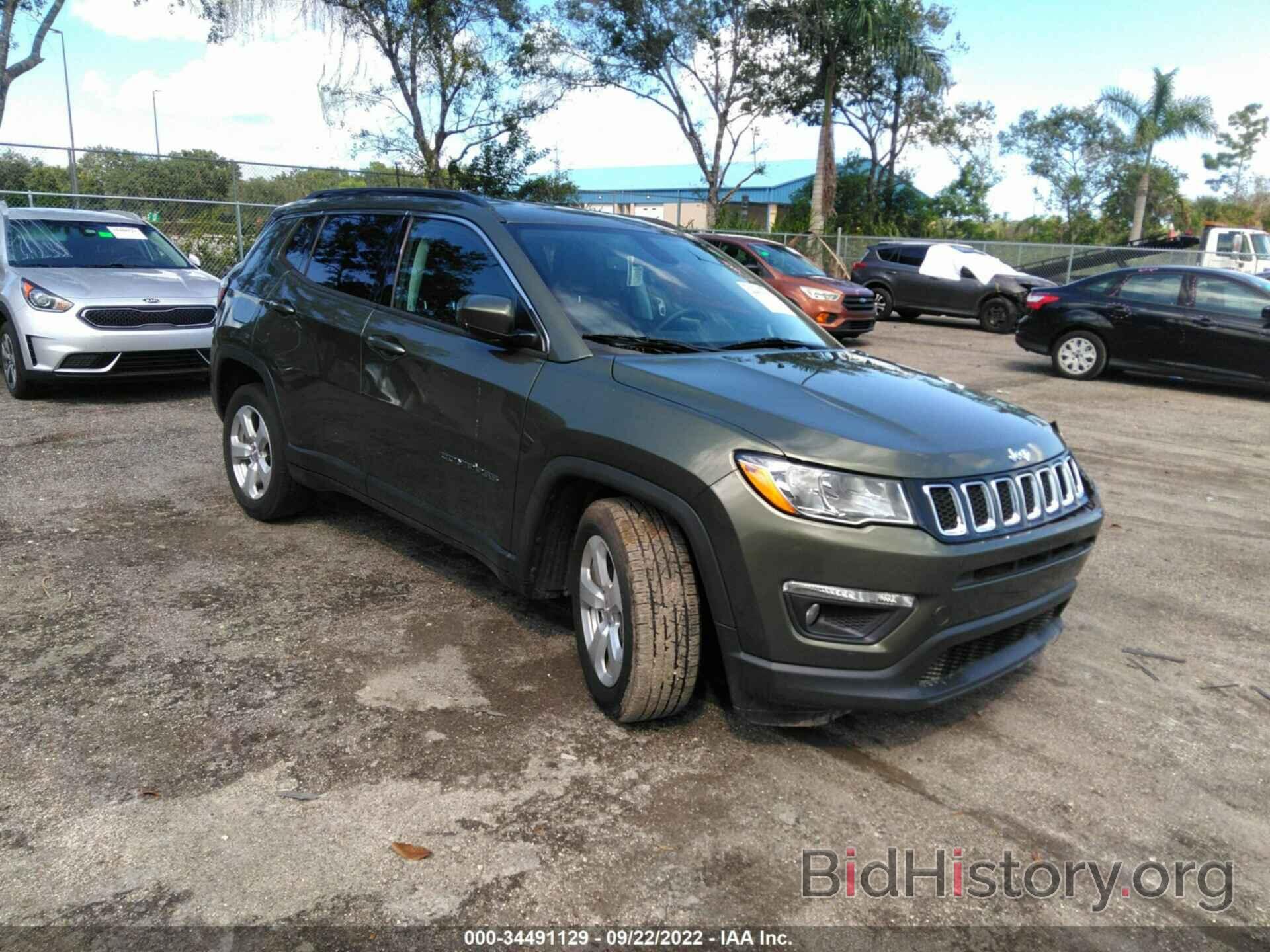 Photo 3C4NJCBBXKT646574 - JEEP COMPASS 2019