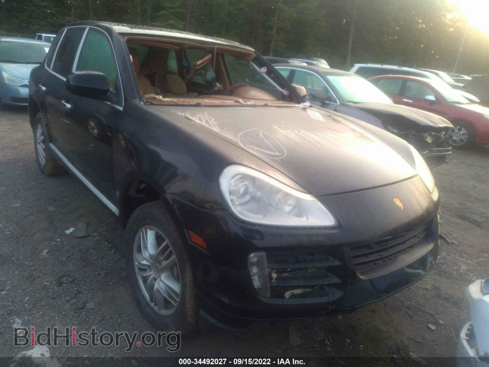 Photo WP1AA2AP1ALA06364 - PORSCHE CAYENNE 2010