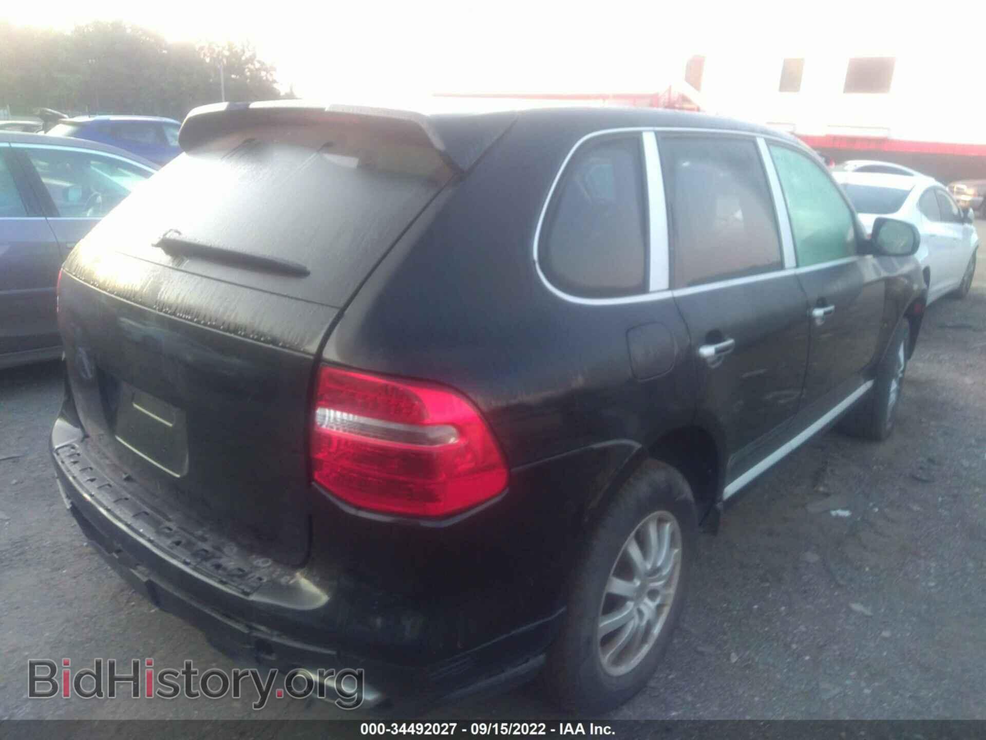 2010 PORSCHE CAYENNE - VIN: WP1AA2AP1ALA06364 - Photo 4
