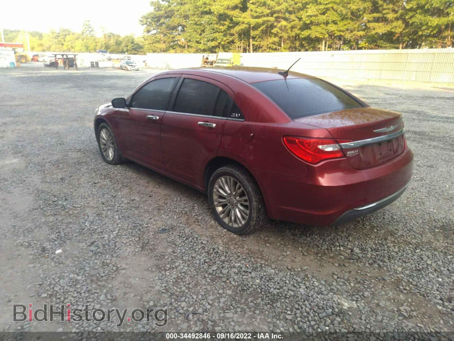 2011 CHRYSLER 200 - VIN: 1C3BC2FBXBN579772 - Photo 3
