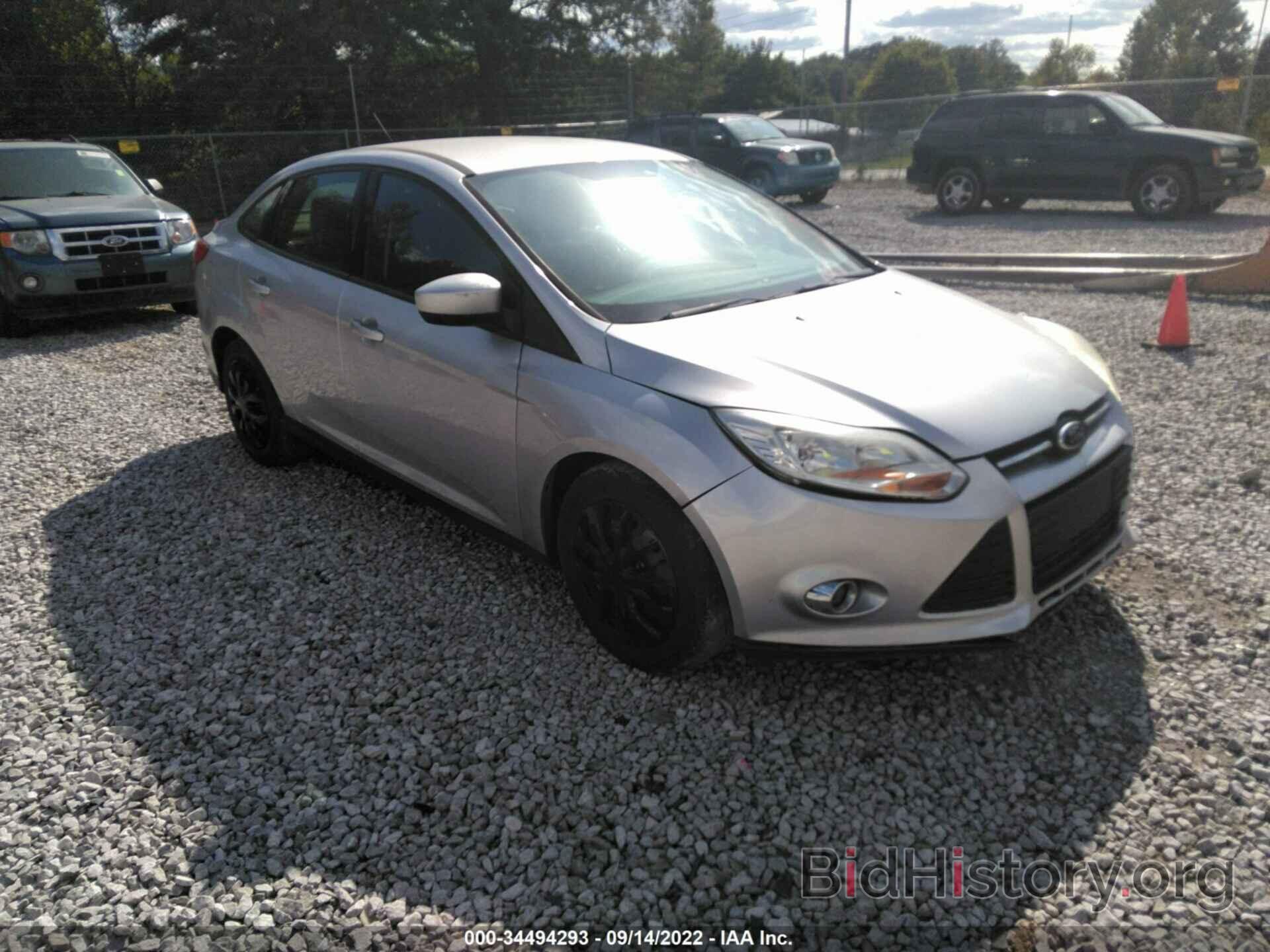 Фотография 1FAHP3F25CL197247 - FORD FOCUS 2012