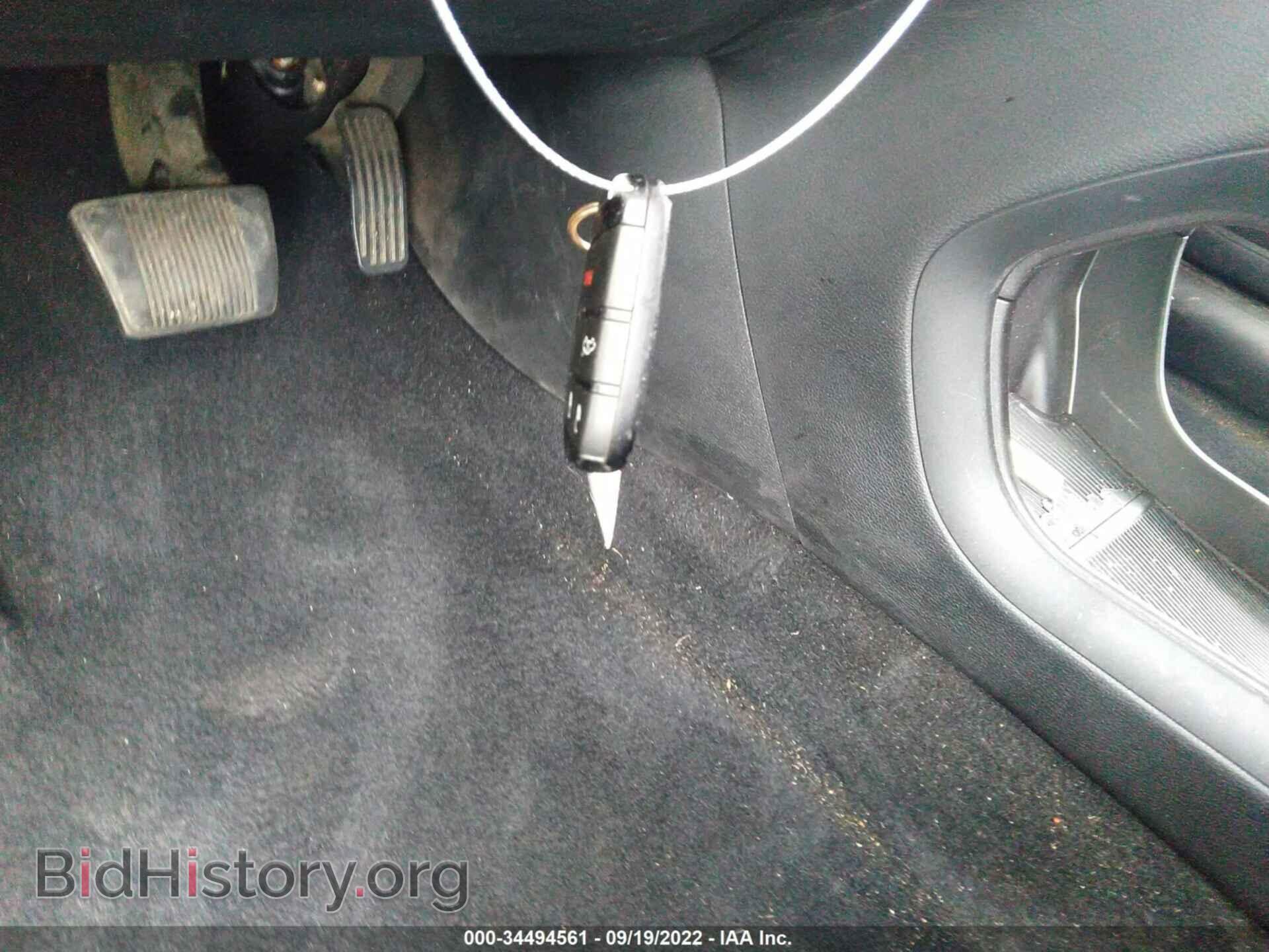 2015 CHRYSLER 200 - VIN: 1C3CCCAB8FN744242 - Фото 11