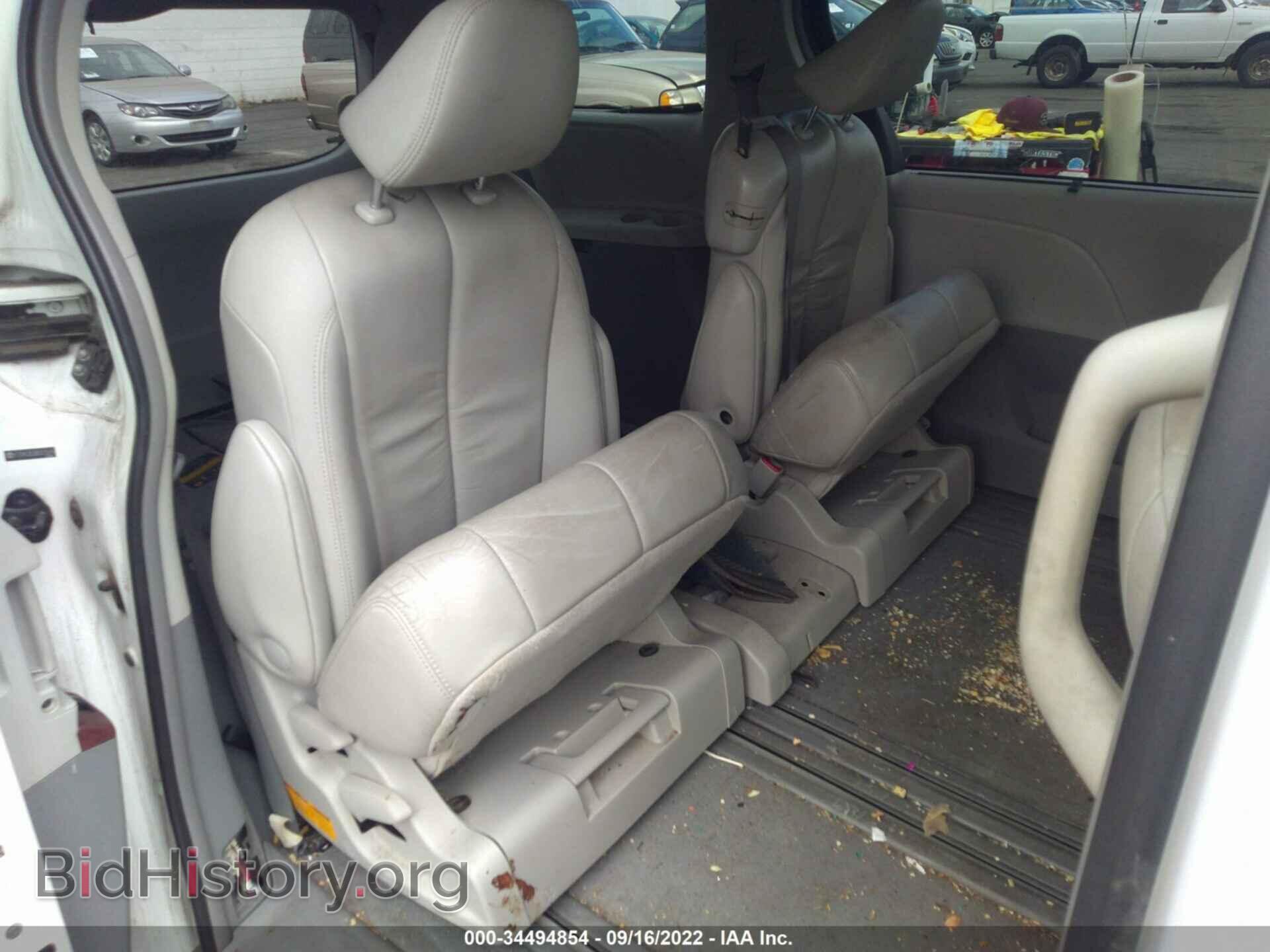 2011 TOYOTA SIENNA - VIN: 5TDYK3DC8BS025814 - Фото 8