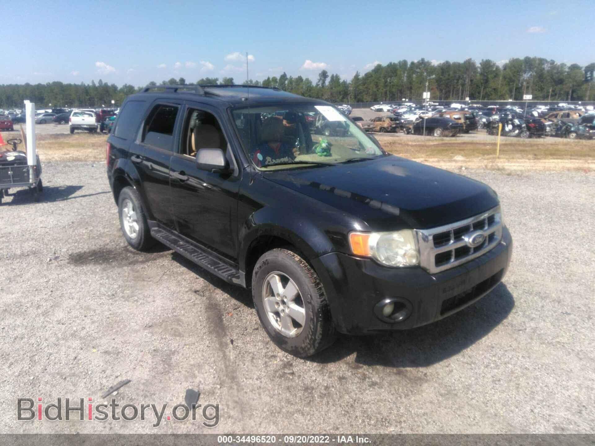 Фотография 1FMCU0D77AKD37498 - FORD ESCAPE 2010
