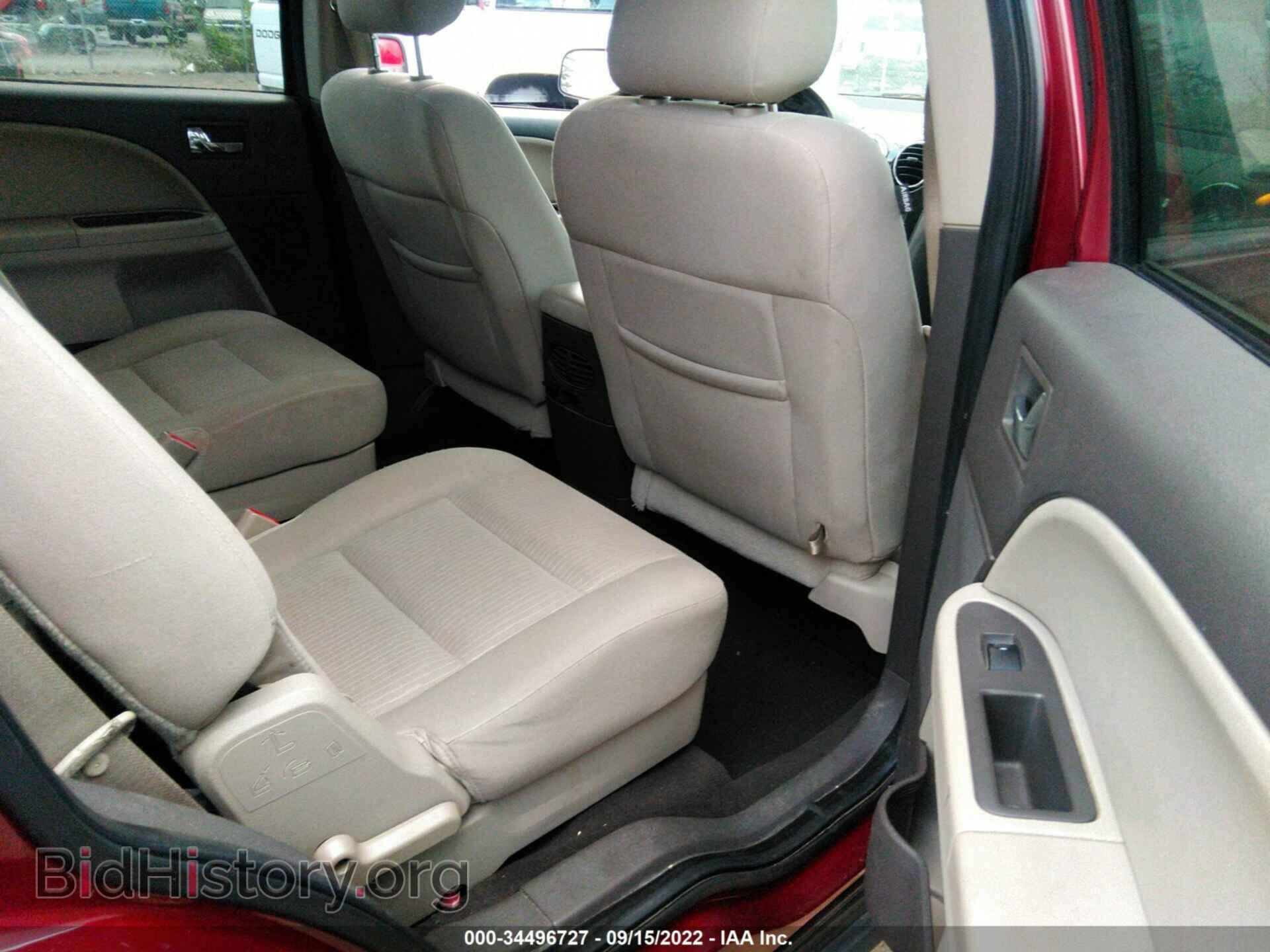 2008 FORD TAURUS X - VIN: 1FMDK02W38GA21999 - Фото 8