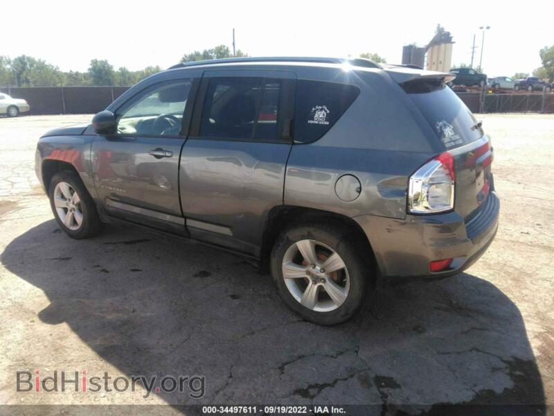 2011 Jeep COMPASS (VIN 1J4NT1FB0BD236374) — photo 3 of 11