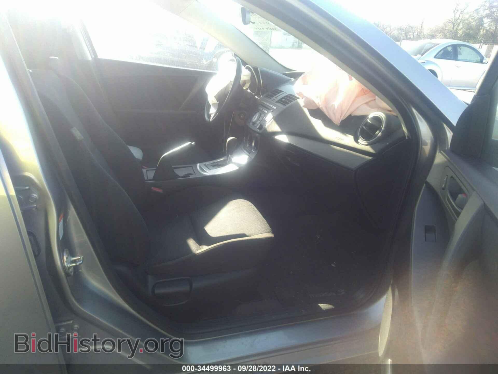 2011 MAZDA MAZDA3 - VIN: JM1BL1UG2B1365273 - Фото 5