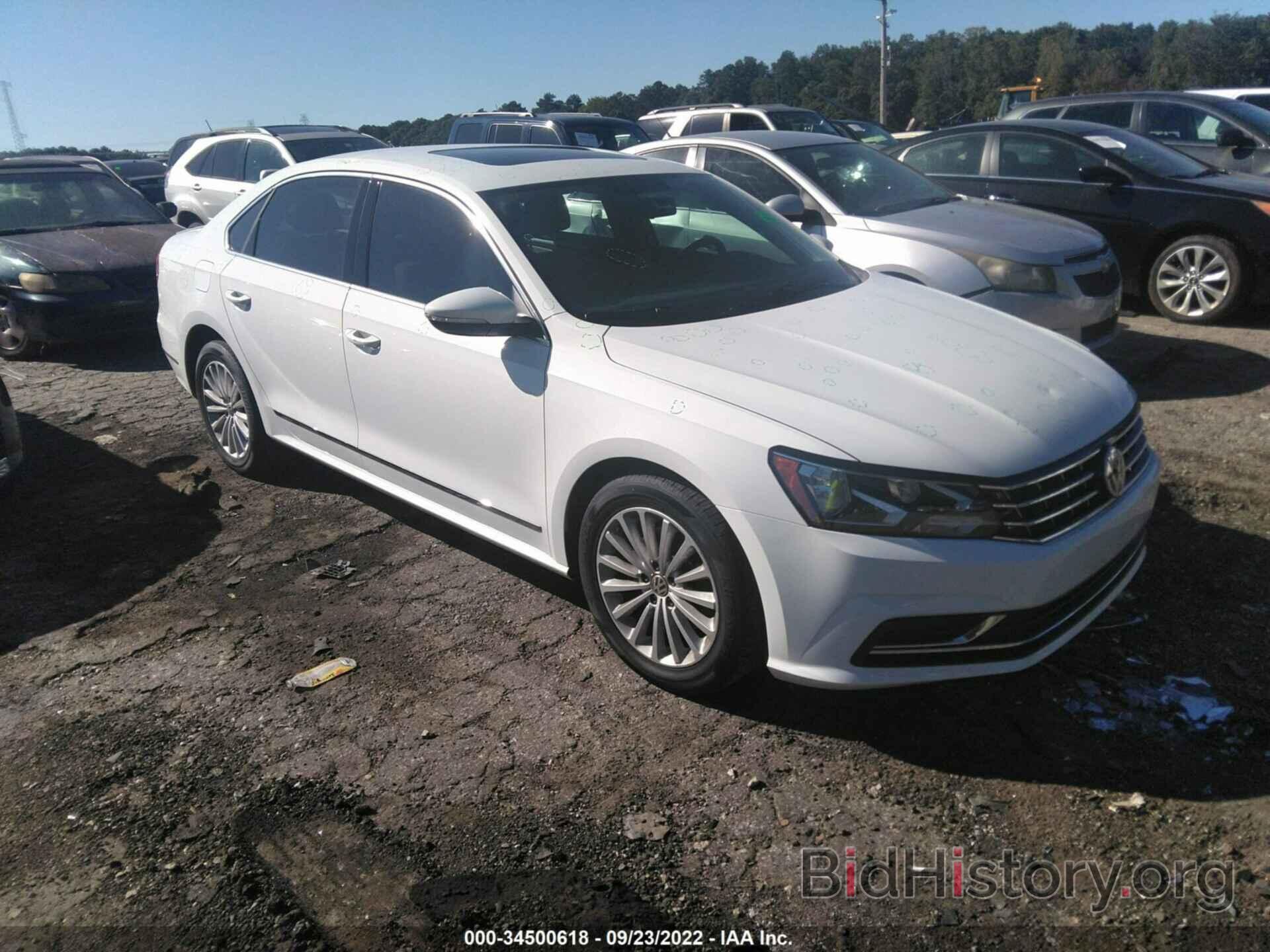 Photo 1VWBS7A33GC013805 - VOLKSWAGEN PASSAT 2016