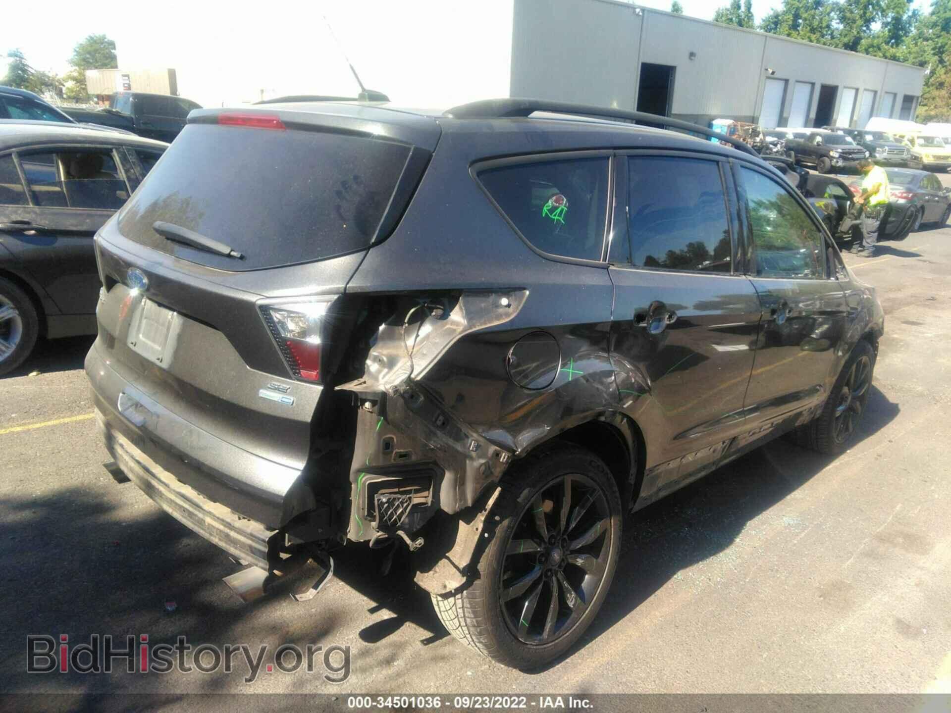 2017 FORD ESCAPE - VIN: 1FMCU9GD7HUB16200 - Фото 4