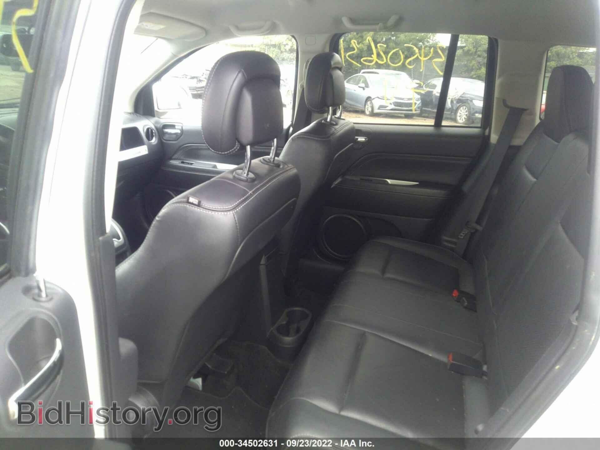 2015 JEEP COMPASS - VIN: 1C4NJCCB8FD427770 - Photo 8