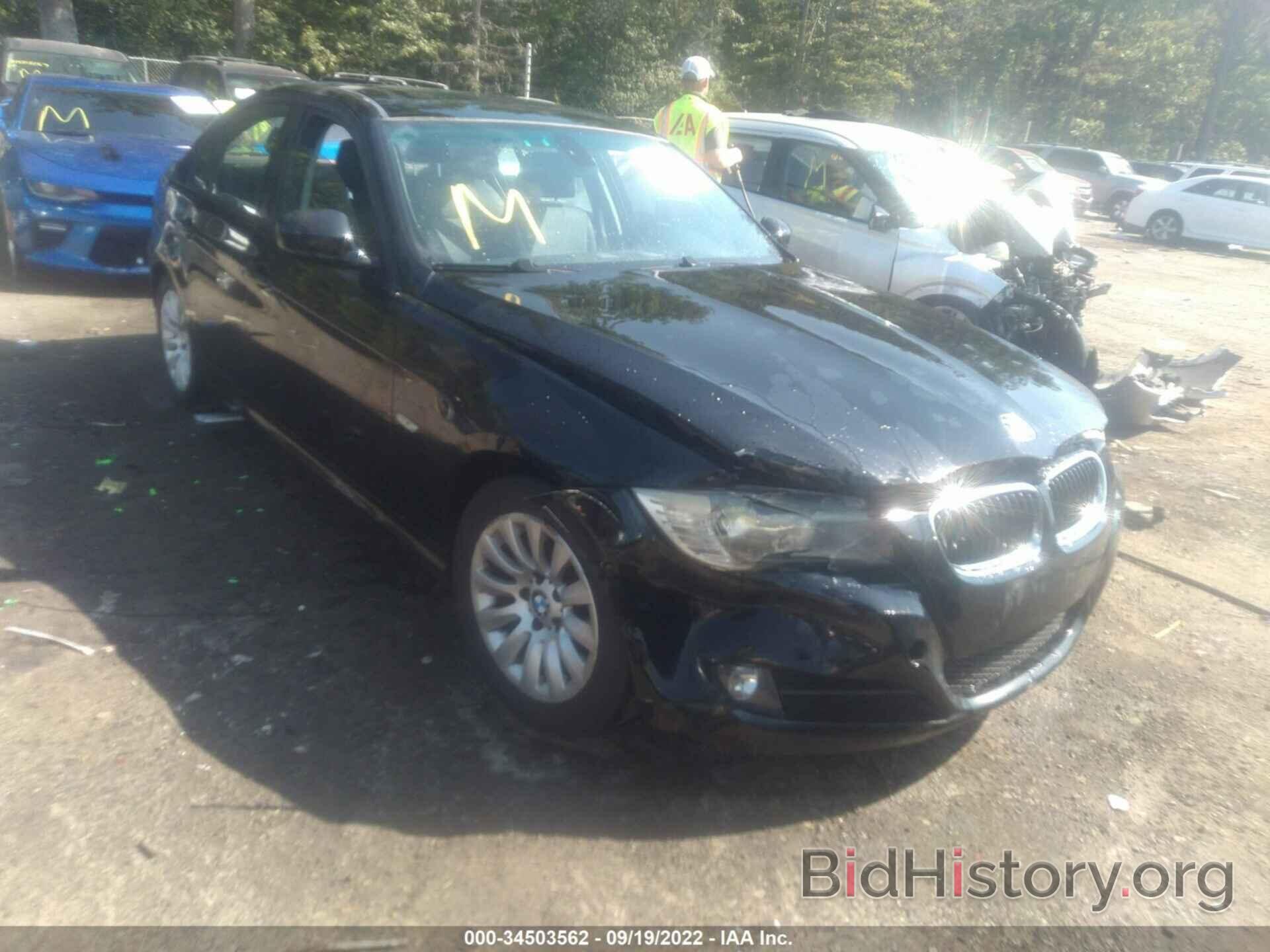 Photo WBAPH57599NL79728 - BMW 3 SERIES 2009